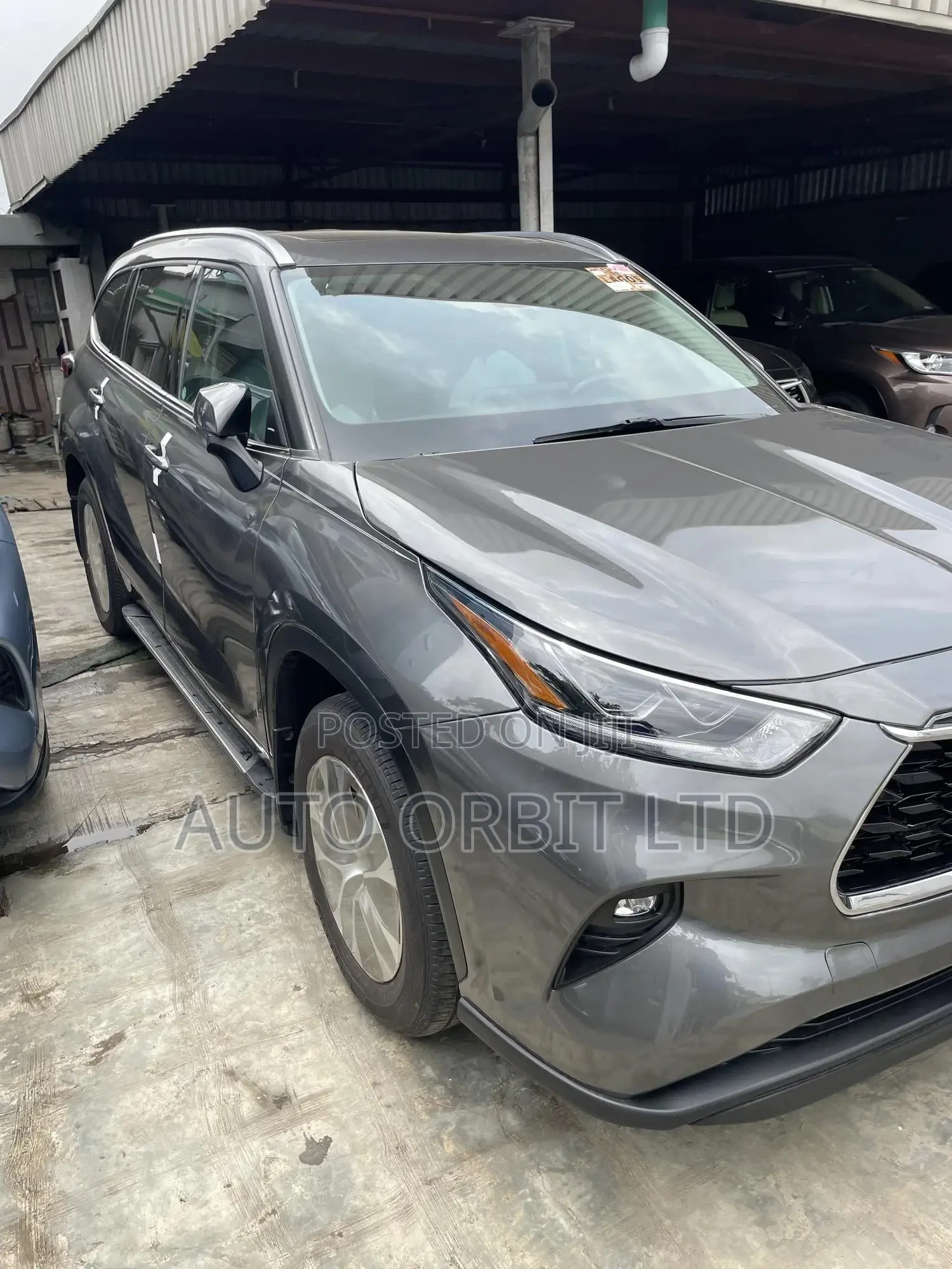 Toyota Highlander 2021 Gray