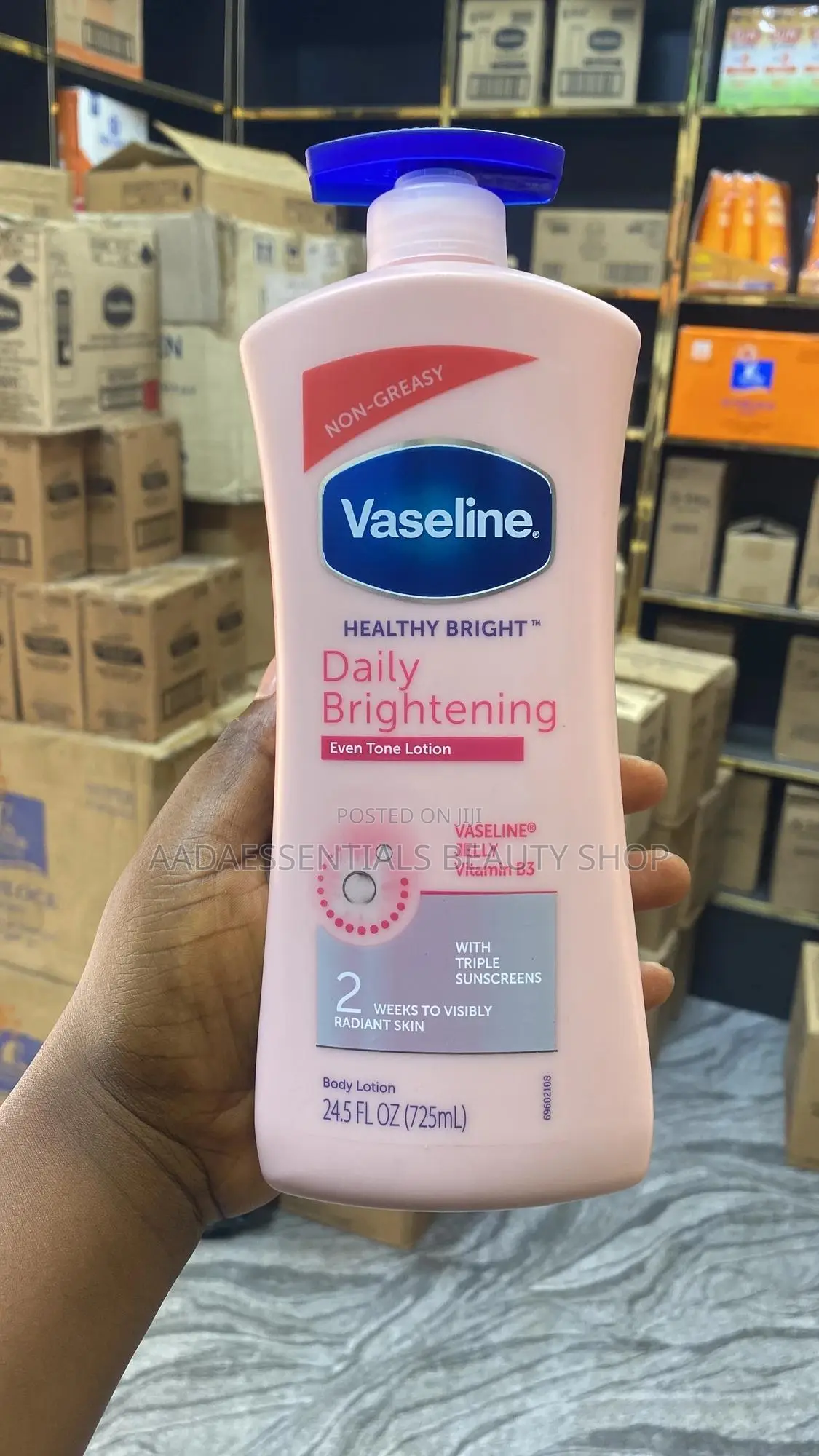 Vaseline Daily Brightening Even Tone Body Lotion (725ml )