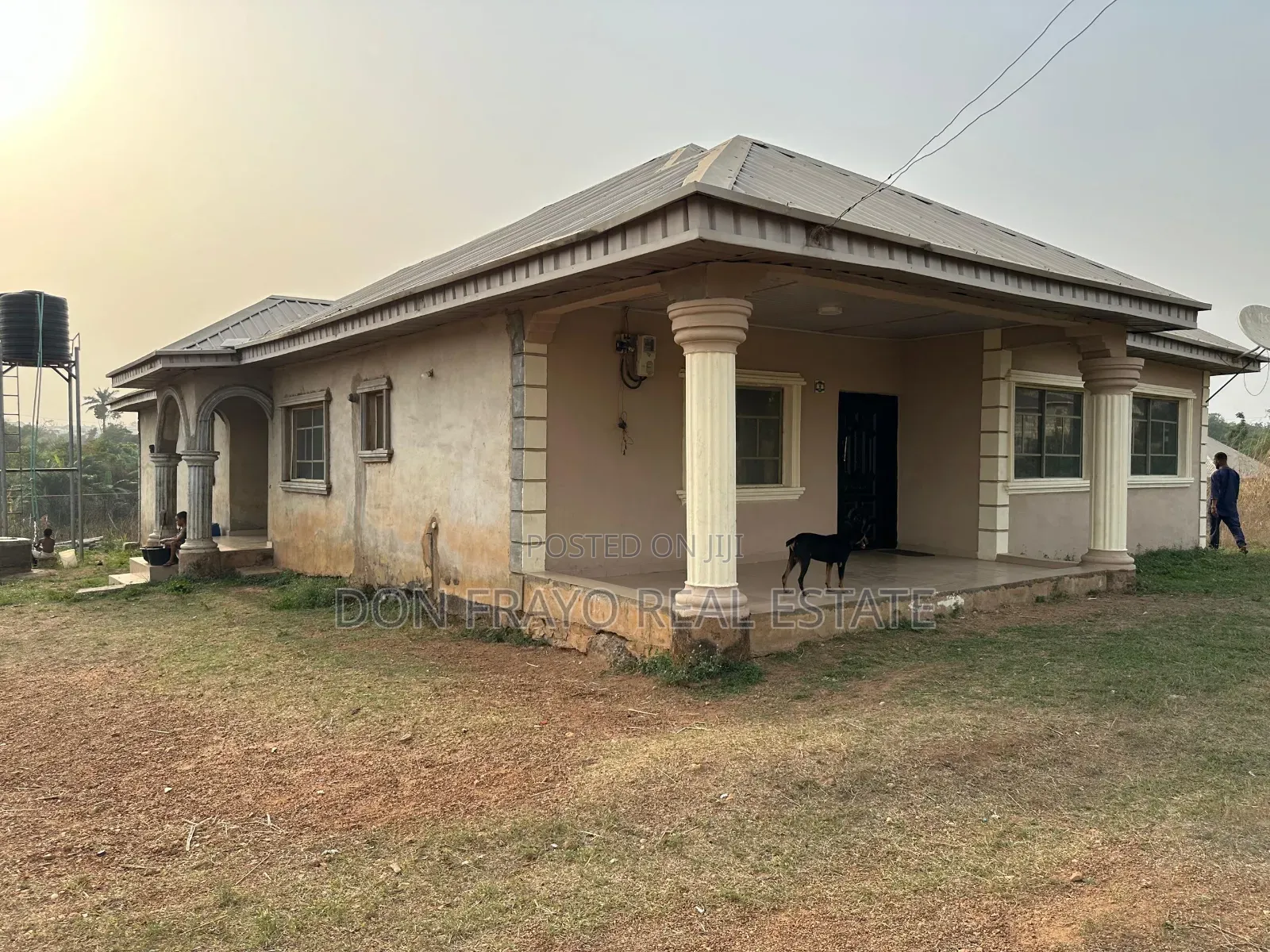 4bdrm Bungalow in Balogun / Laniba, Ajibode for sale