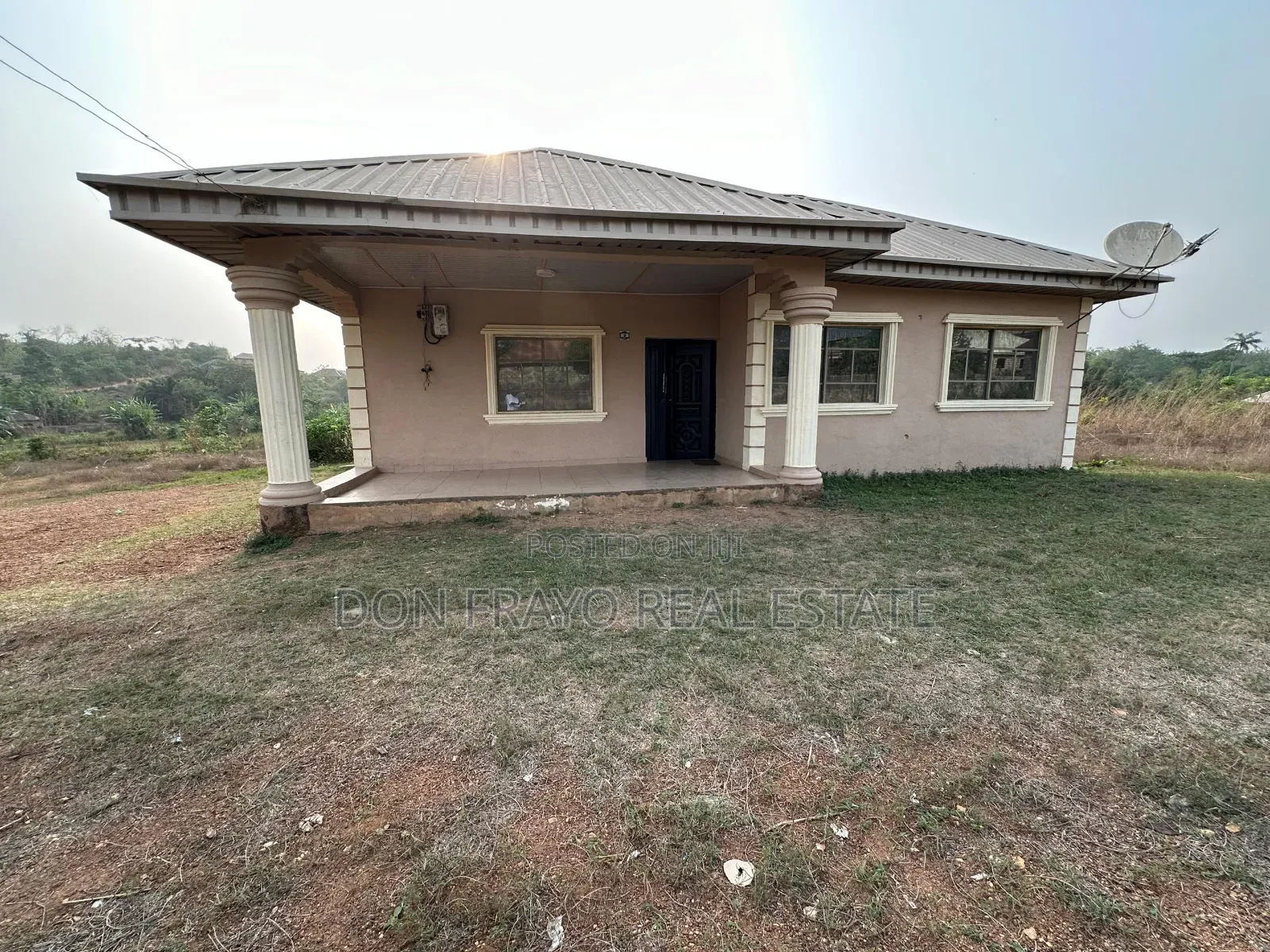4bdrm Bungalow in Balogun / Laniba, Ajibode for sale