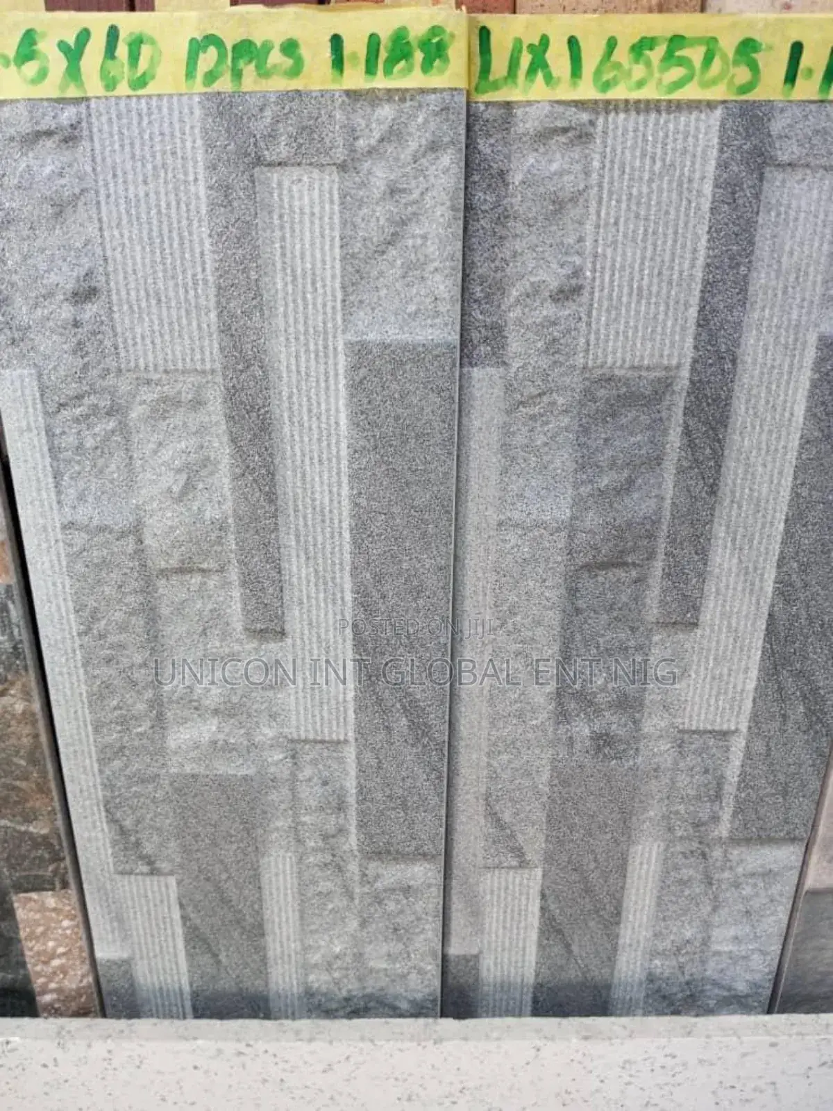 Royal Crack Tile