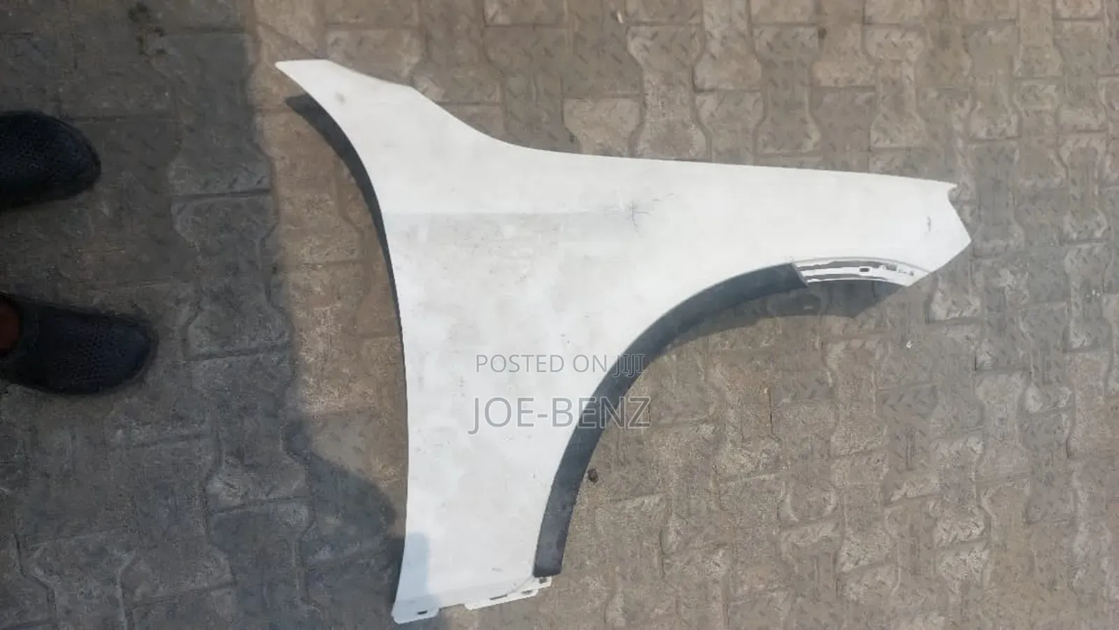 Glc300 2017 Passenger Side Fender
