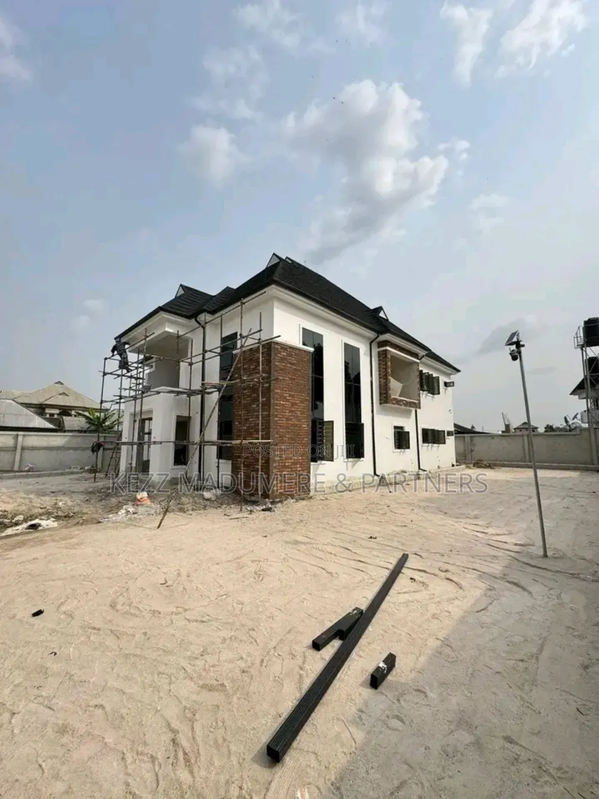 7bdrm Duplex in Eliozu , Port for sale