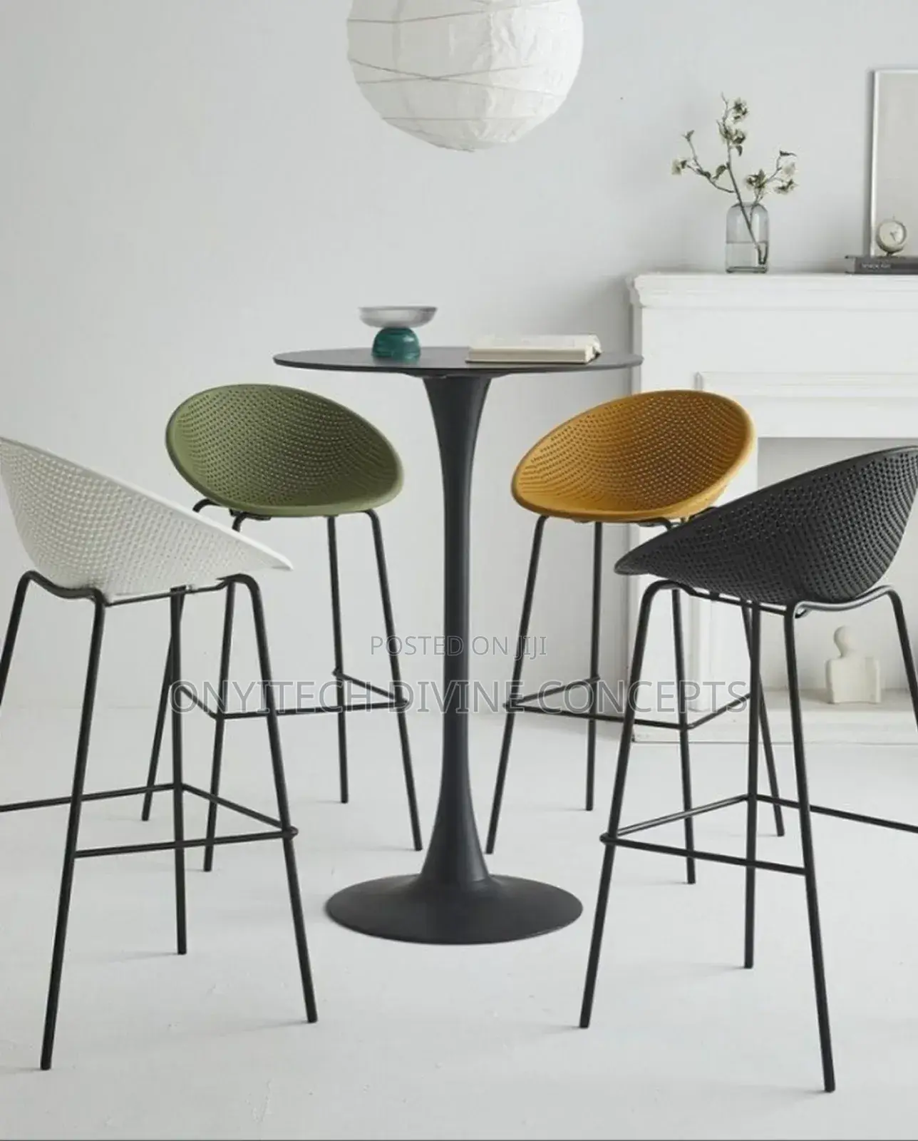 Posh Bar Stool