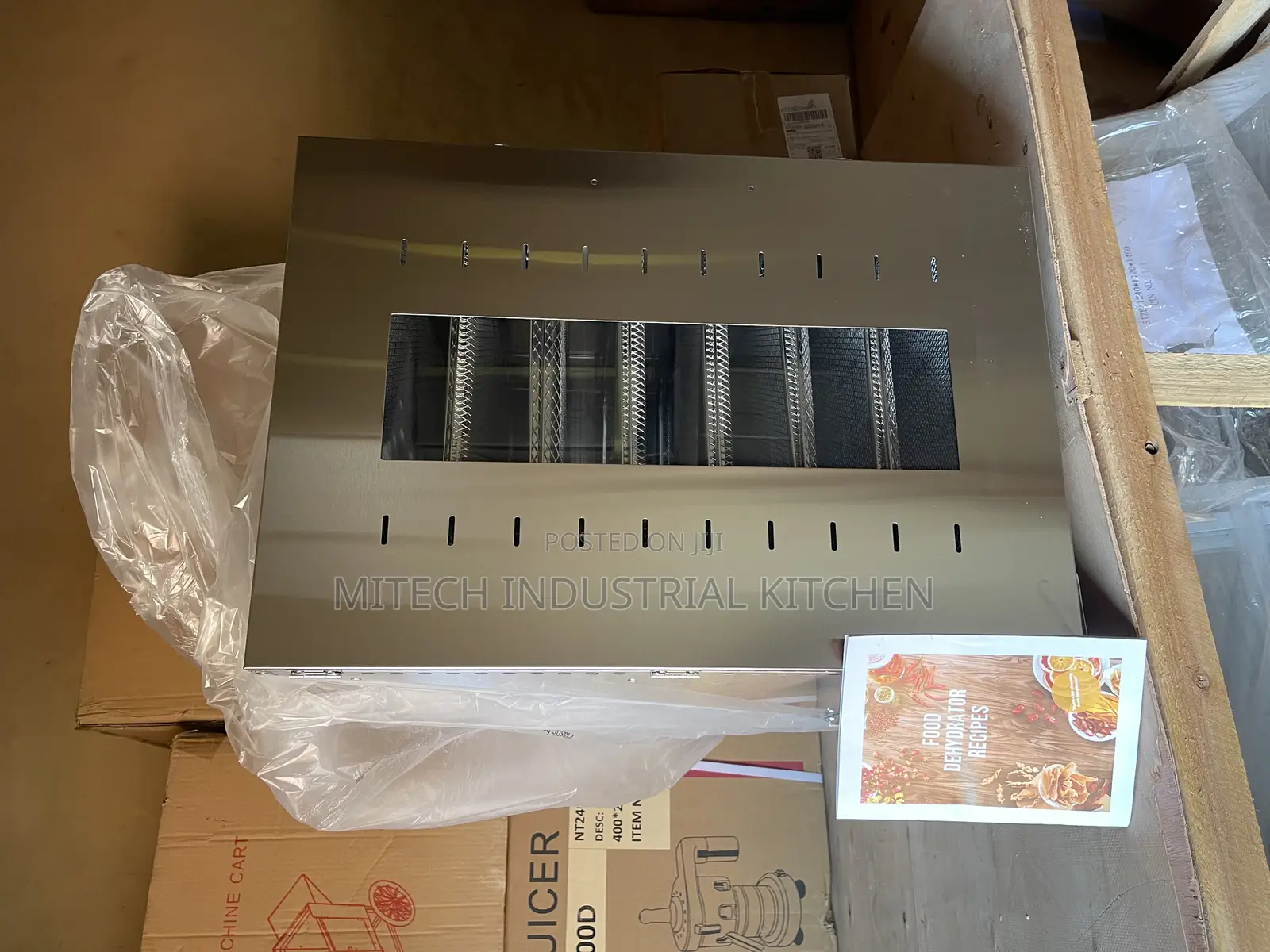 Dehydrator