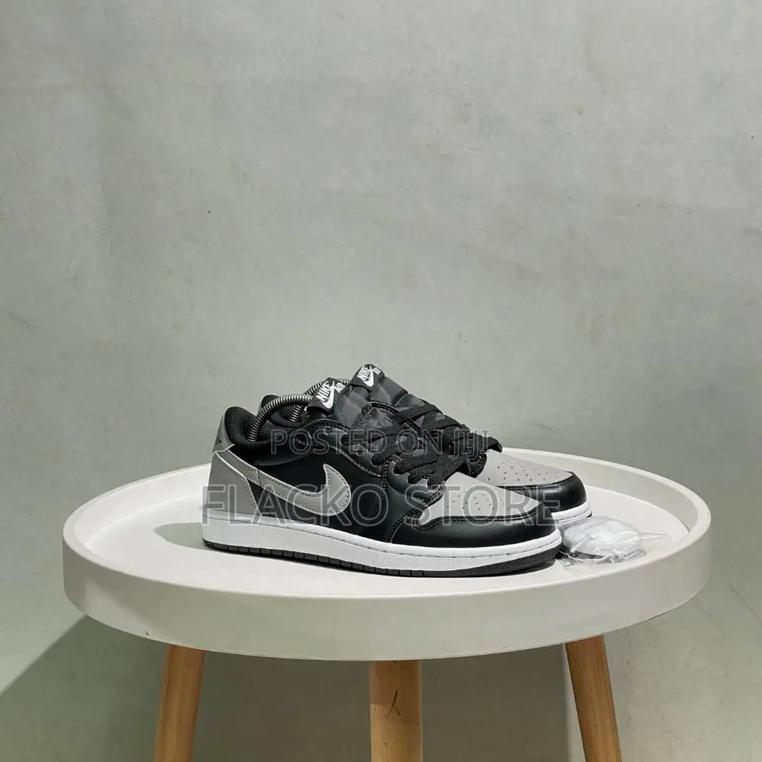 Original Air Jordan 1 Low Grey Sneakers