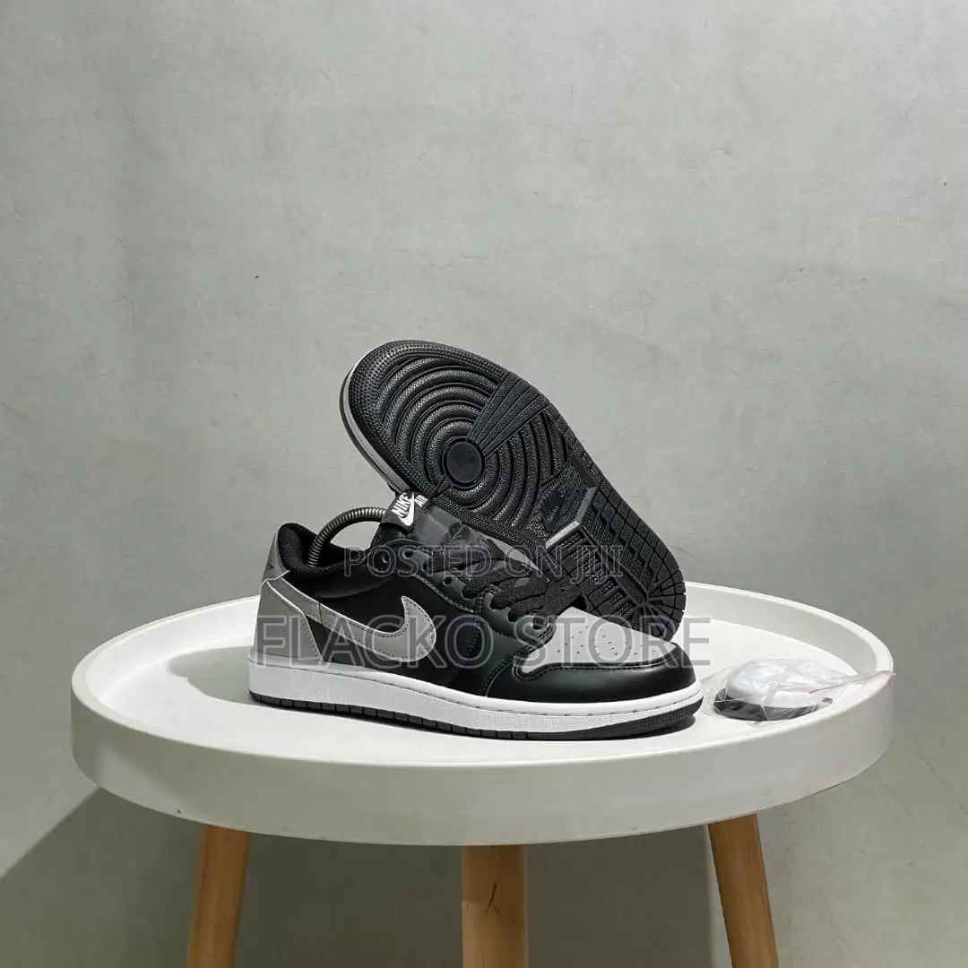 Original Air Jordan 1 Low Grey Sneakers