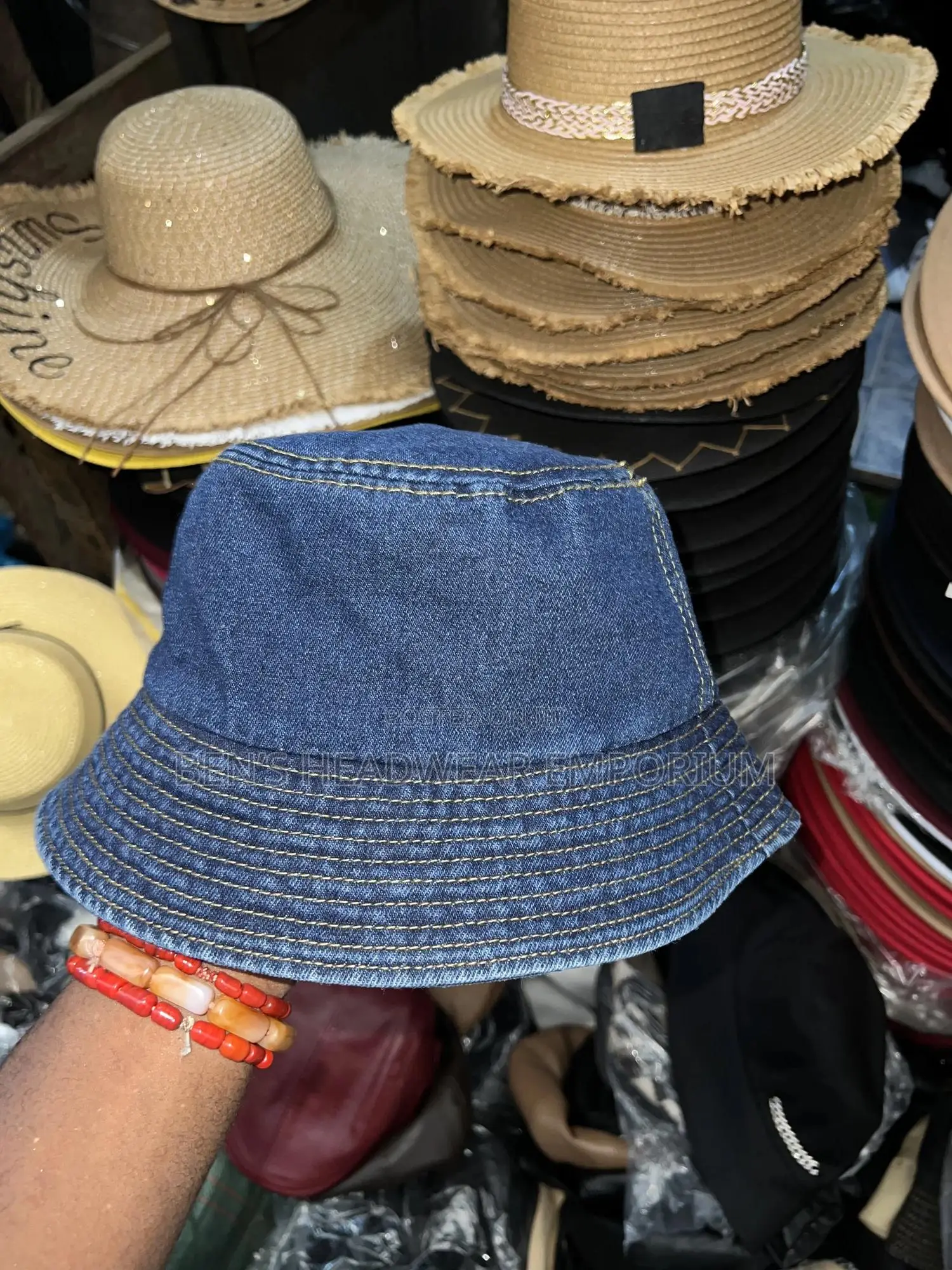 Bucket Hat.