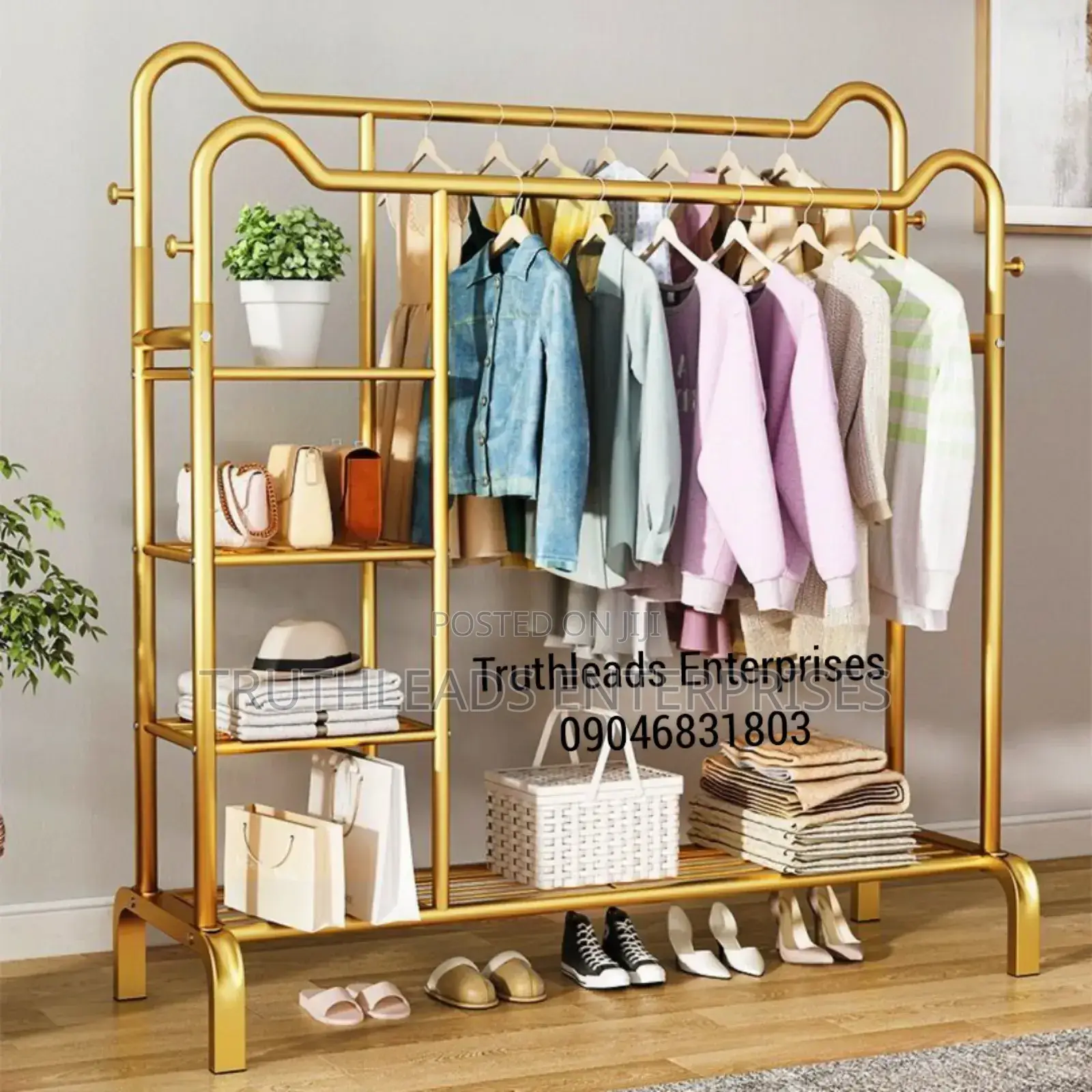 European New Design Clothing Display Rack