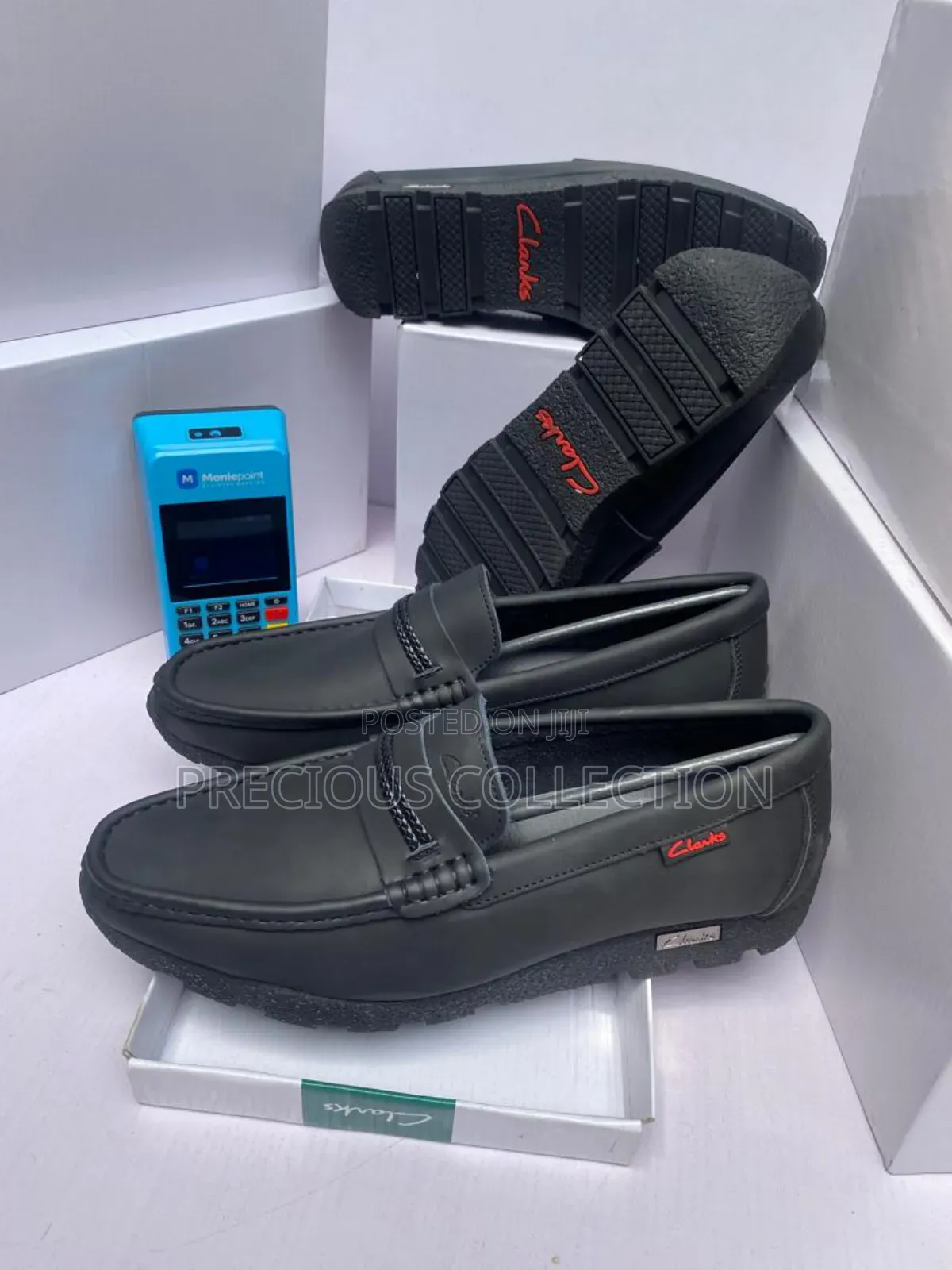 Men's All Black Clark's Plain Leather Loafers