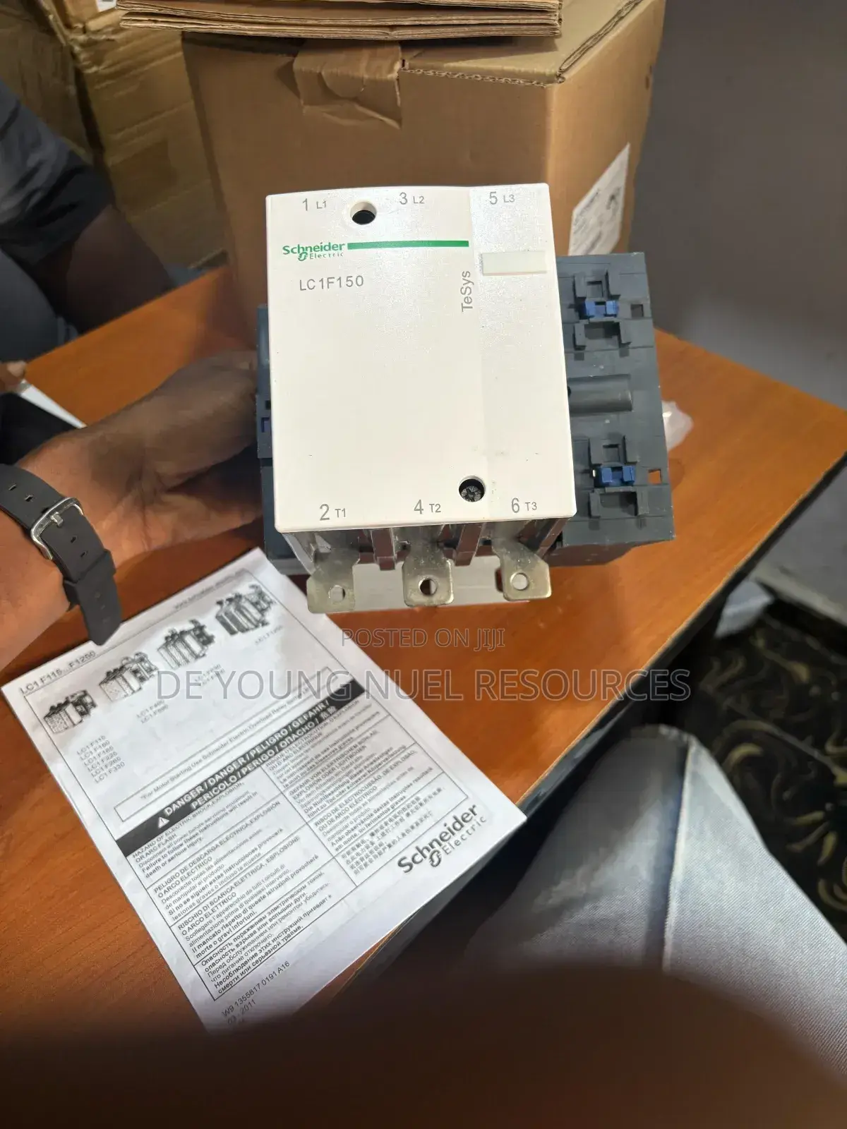 Schneider Contactor F150 /250a/ 3 Pole