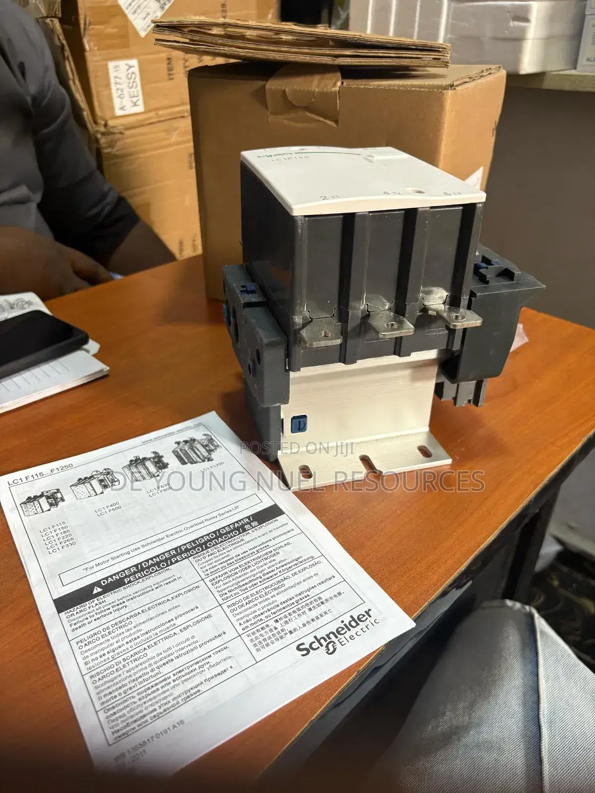 Schneider Contactor F150 /250a/ 3 Pole