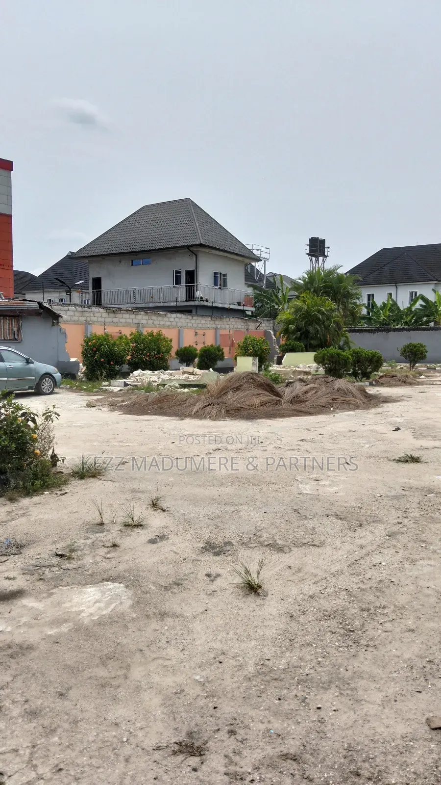 For Sale : 11⁄2 Cornerpiece Plots on Major Sars Rd, Ph