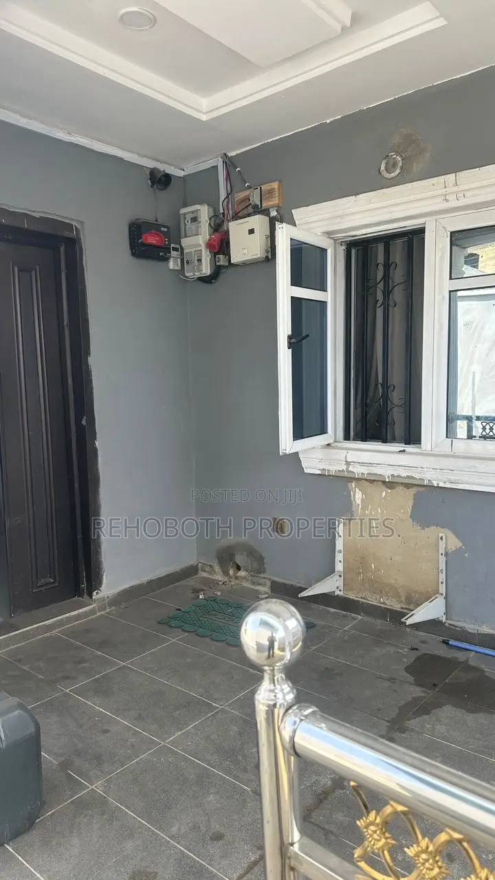 5bdrm Bungalow in Kasumu, Ibadan for sale