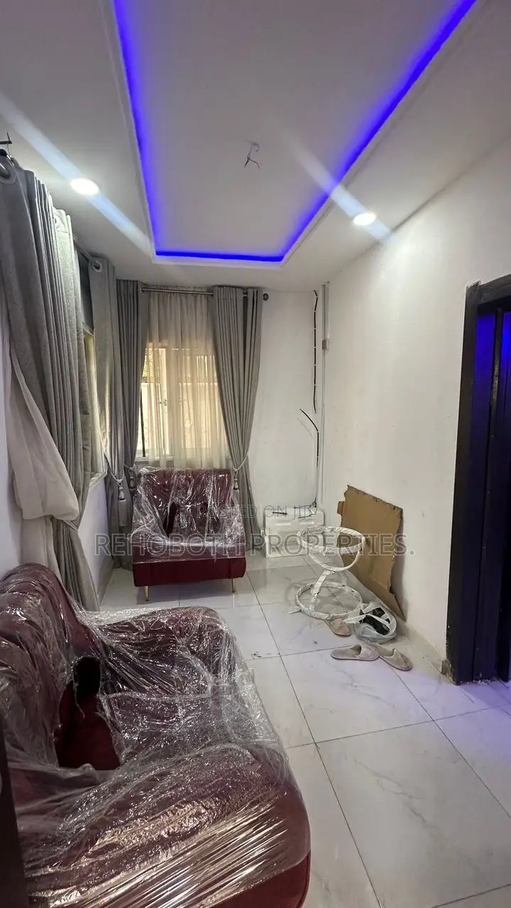 5bdrm Bungalow in Kasumu, Ibadan for sale