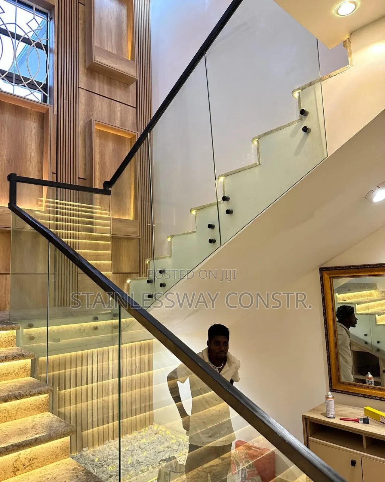 Side Fitting Clear Glass Railing With Black Top Frame