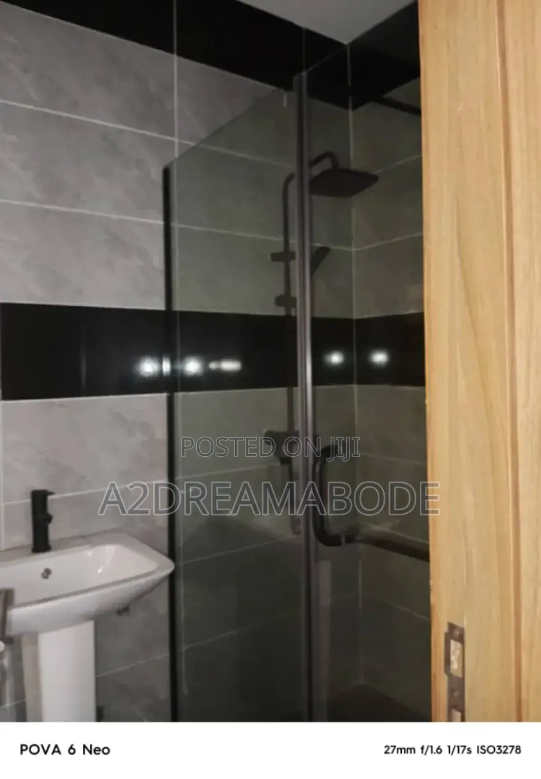 4bdrm Duplex in Omole Phase 1 for rent