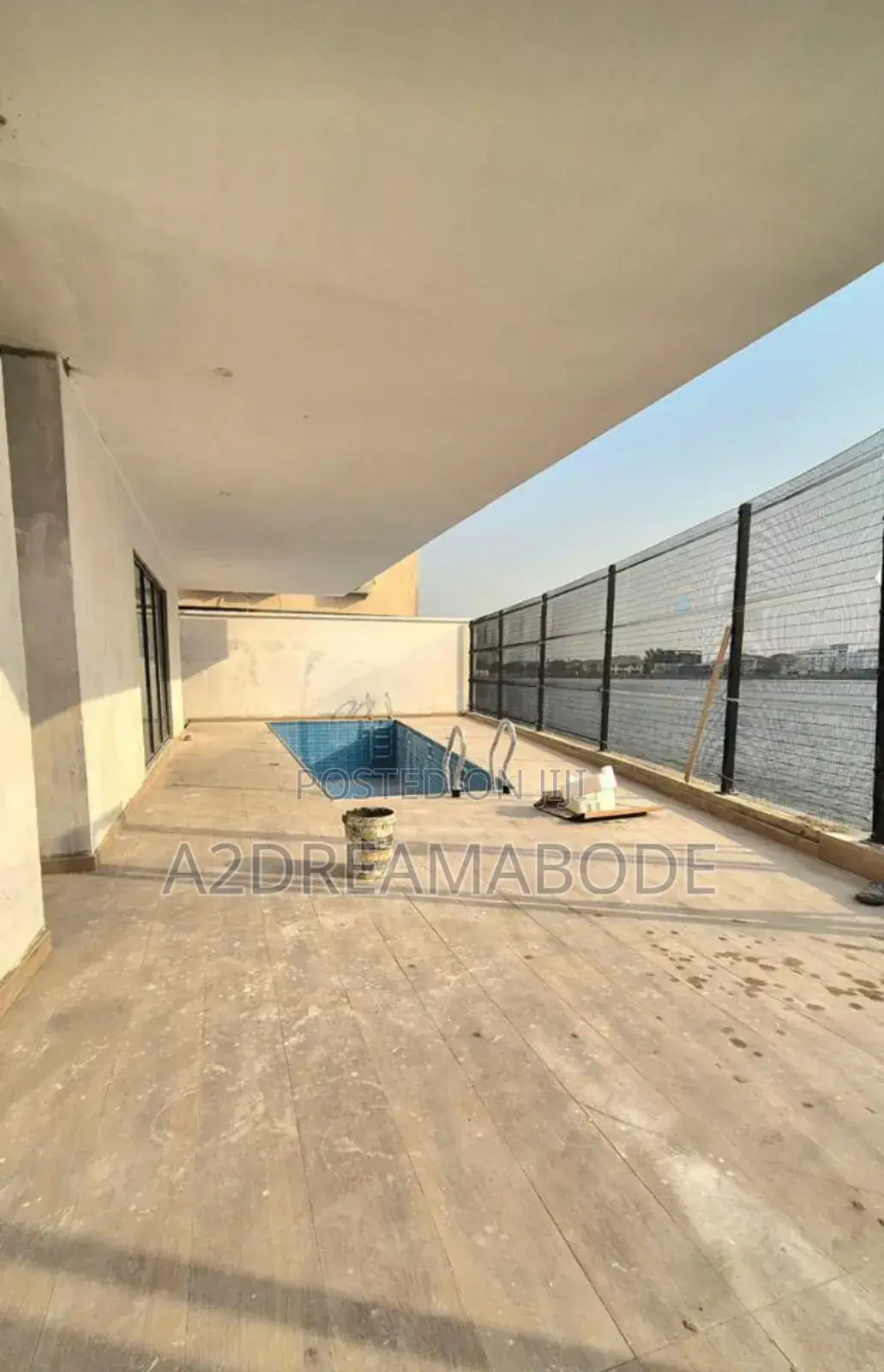 5bdrm Duplex in Banana Island for sale