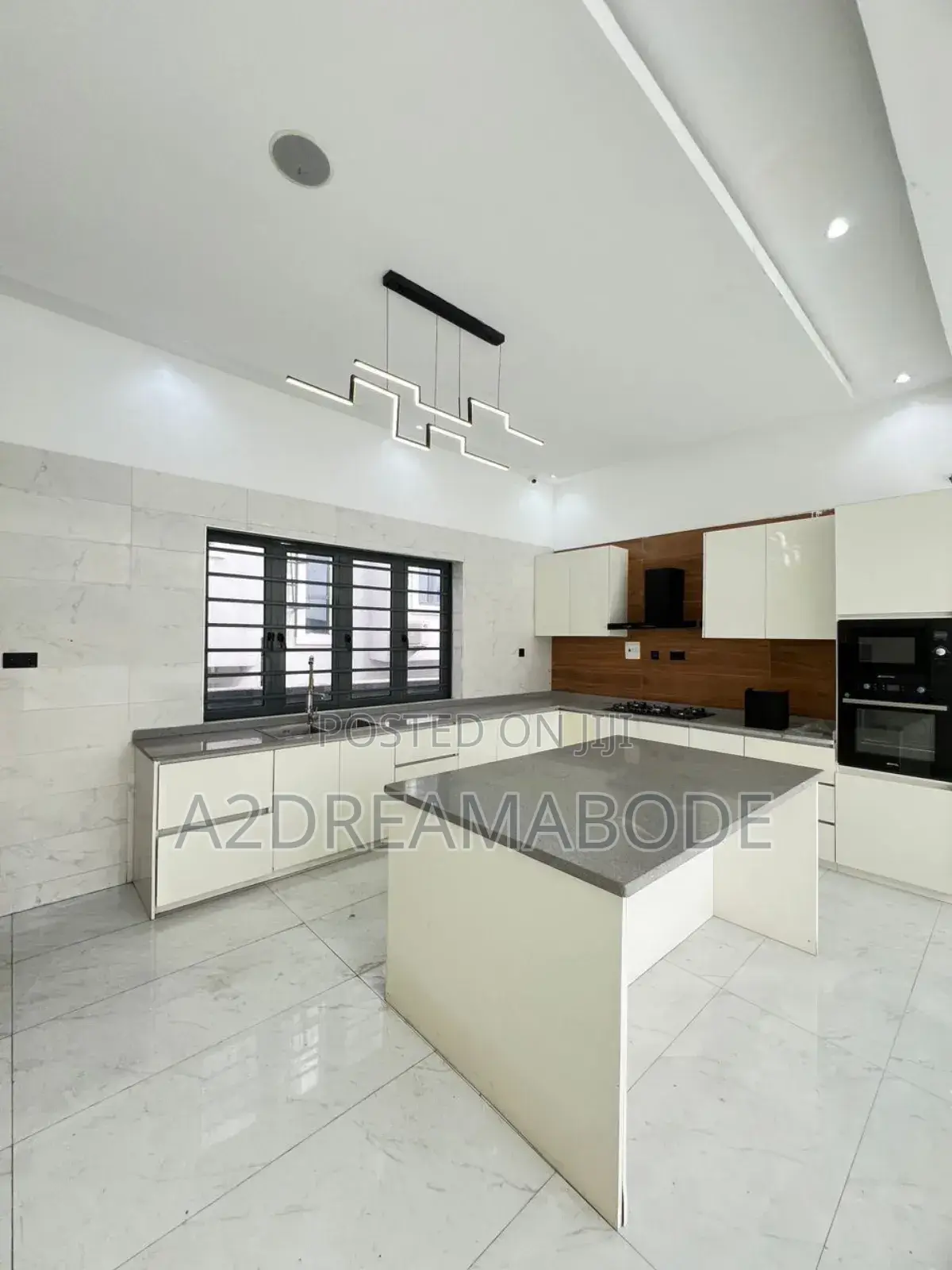 4bdrm Duplex in Magodo Phase 2 for sale