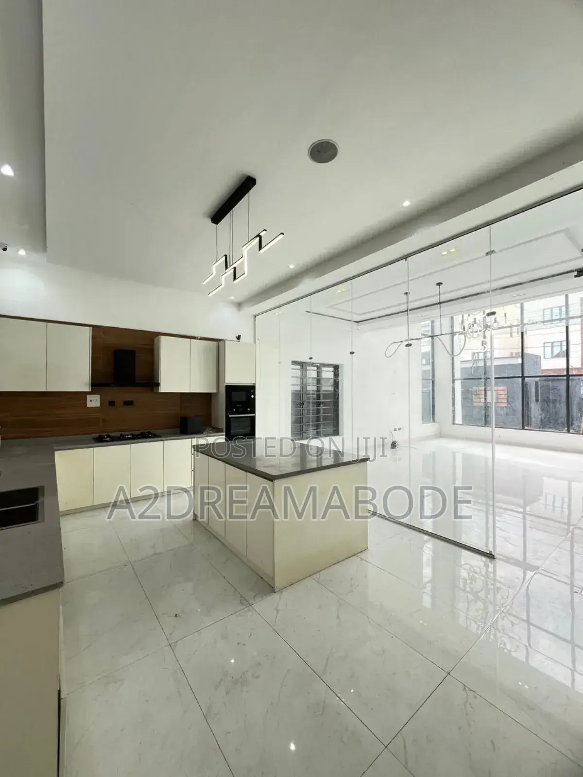4bdrm Duplex in Magodo Phase 2 for sale