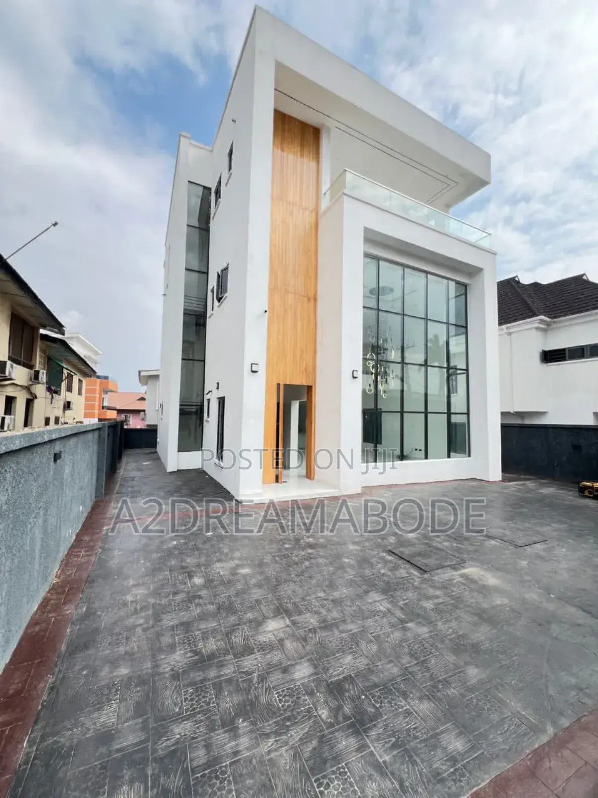 4bdrm Duplex in Magodo Phase 2 for sale