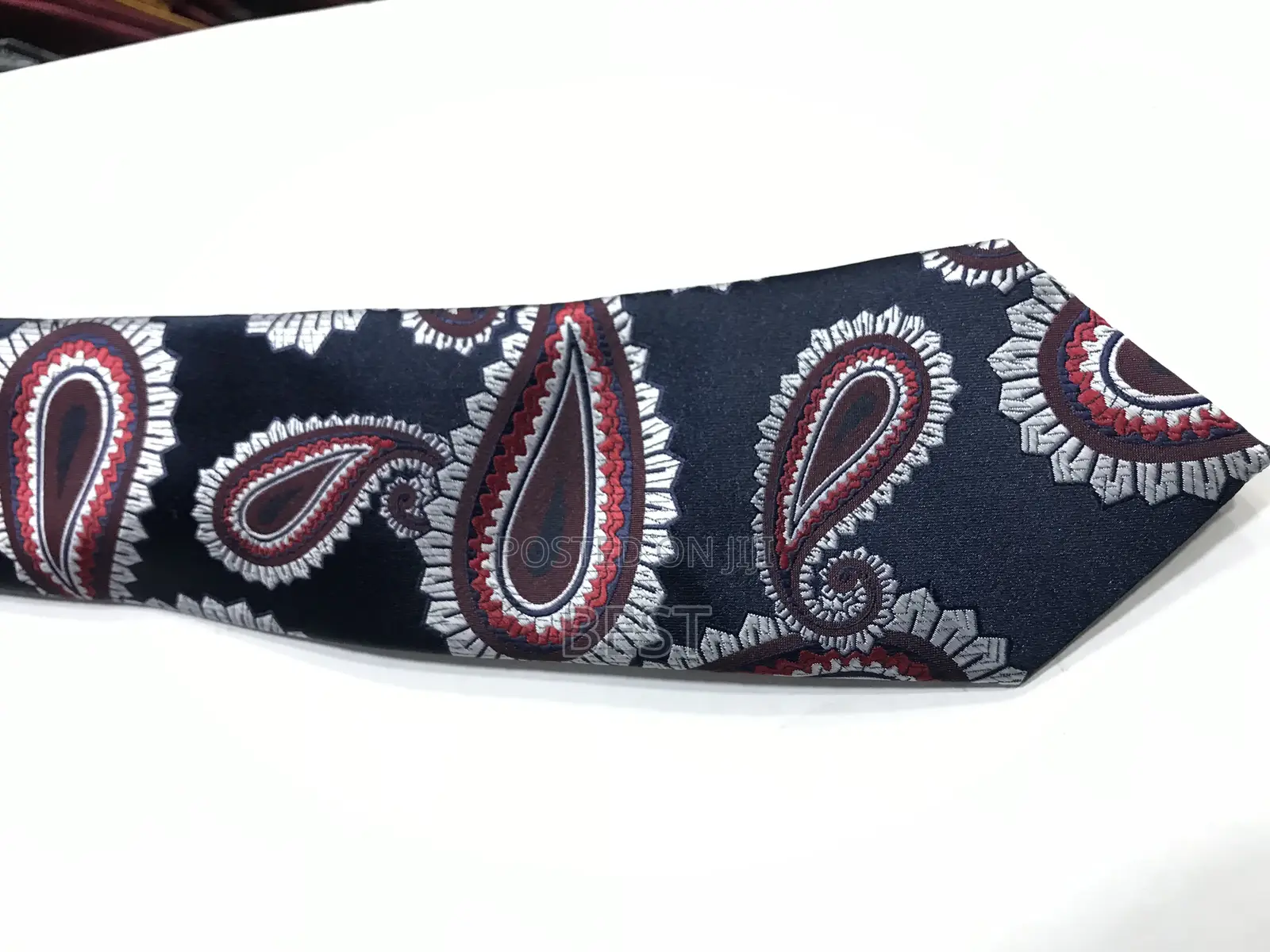 High Quality Long Neck Ties With Pocket Square