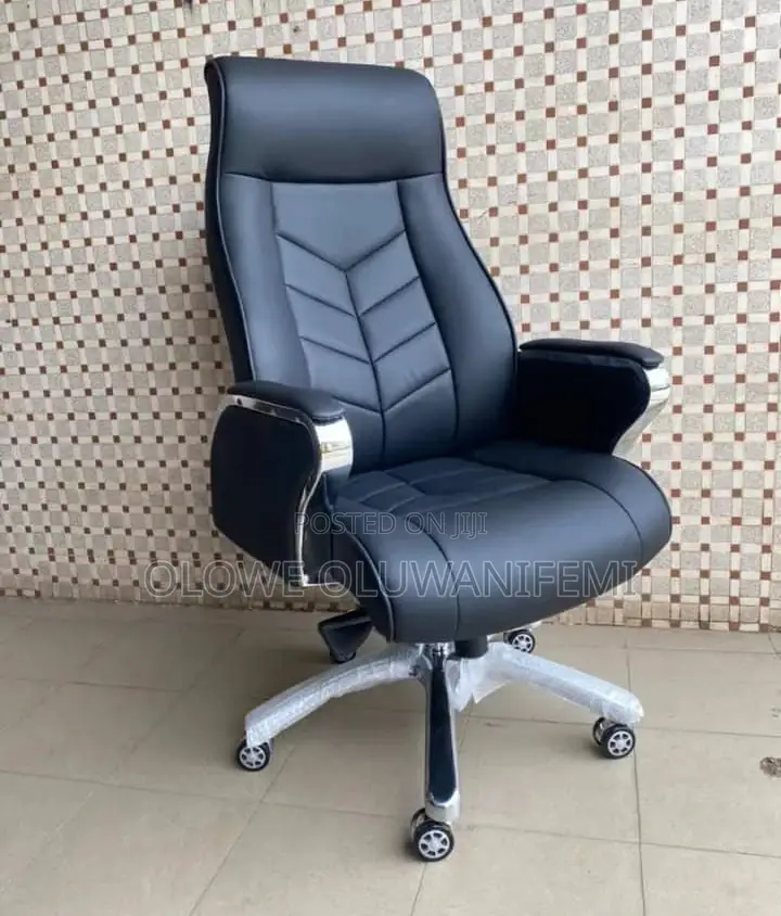 Padded Seat Office Chair