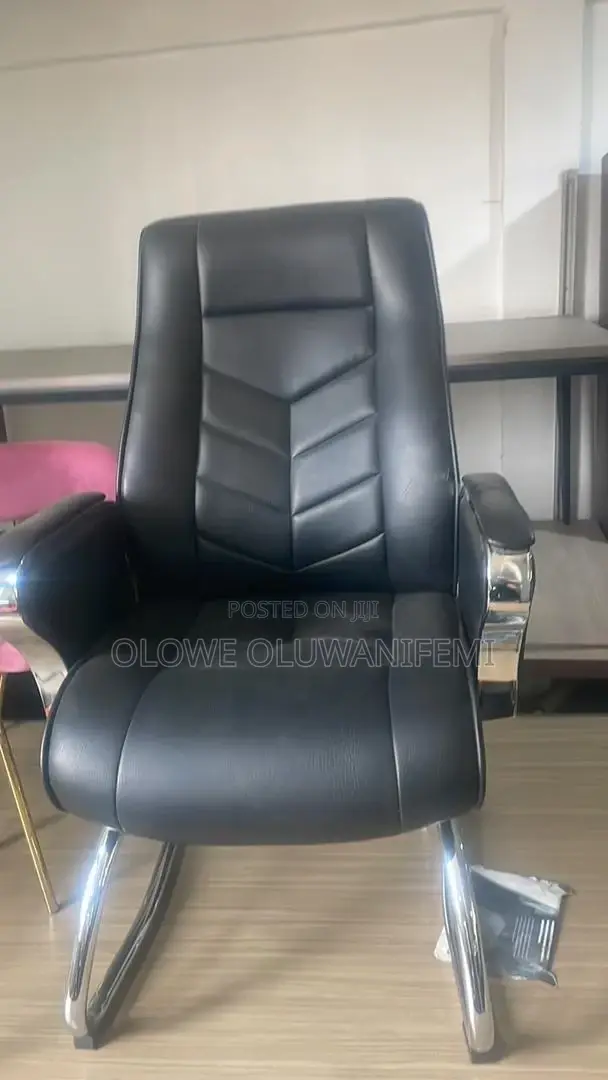 Padded Seat Office Chair