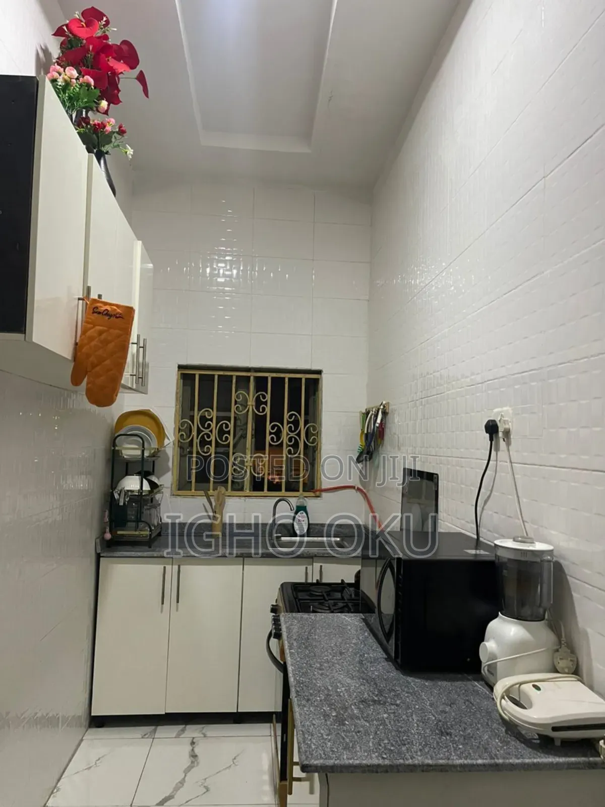 2 Bedroom Apartment Available in Apo Legislative Quarter's