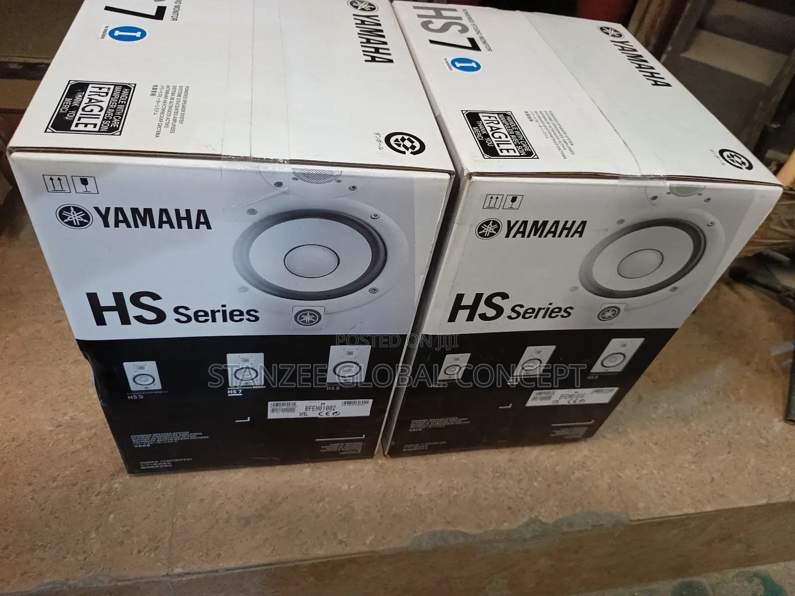 Yamaha Hs7 Powered Studio Monitor White & Black
