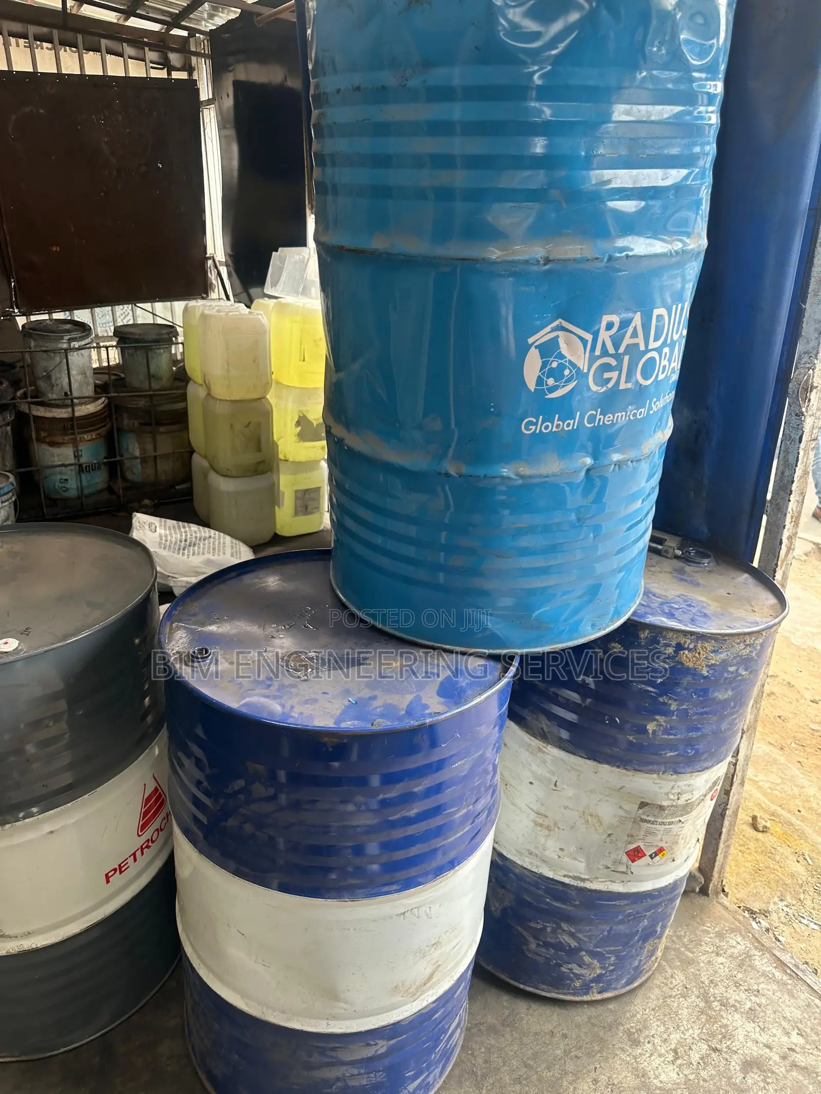 Drums Of Acrylic Sealent Raw Sealer Xylene Edger