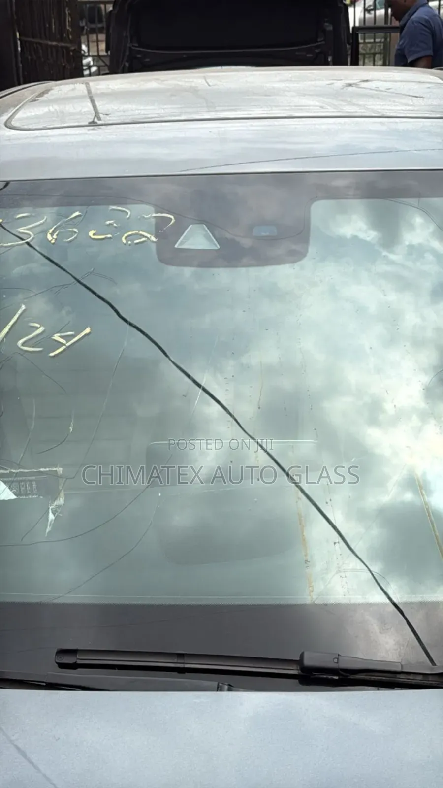 C300 2017 Windscreen Glass Available We Deliver Install