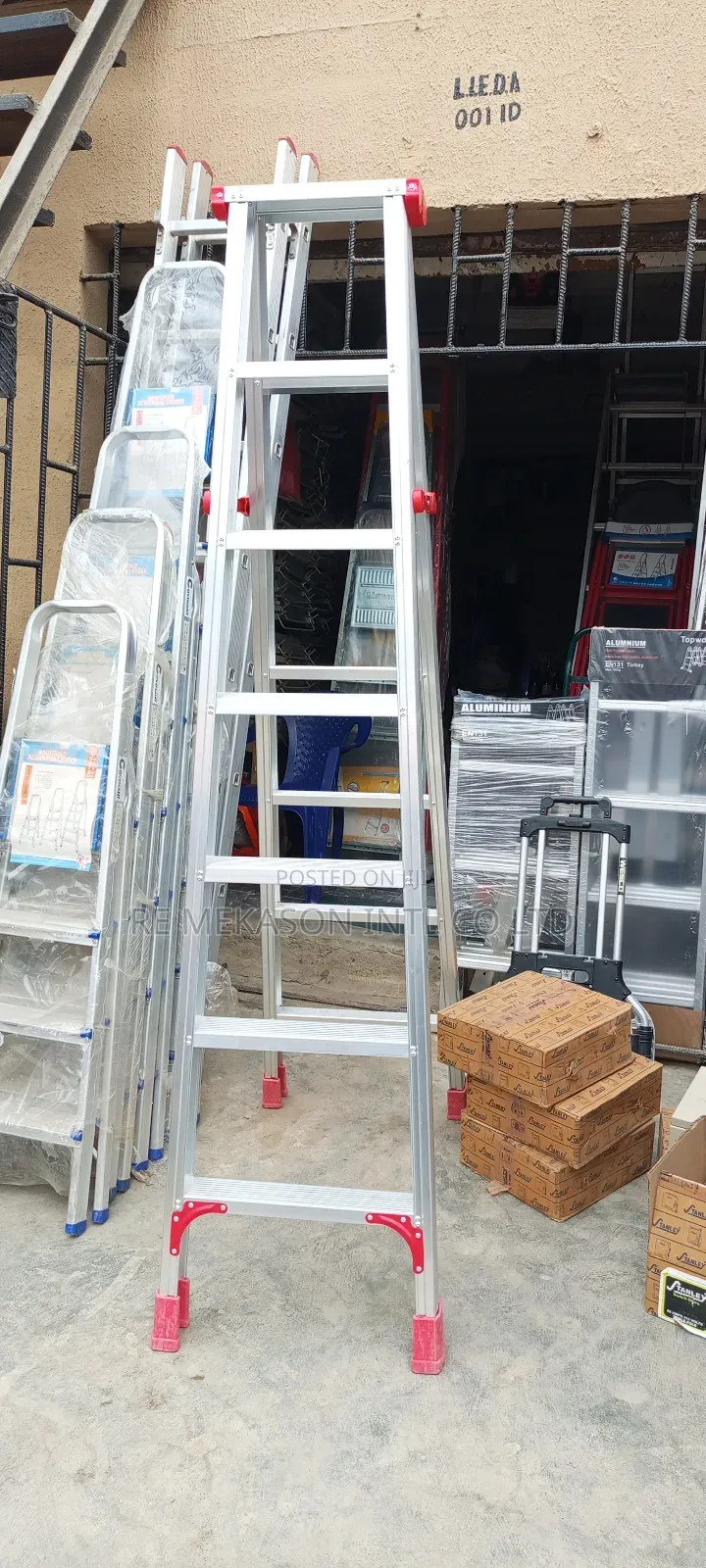 7 Steps Aluminum Double Sided Trestle Ladder