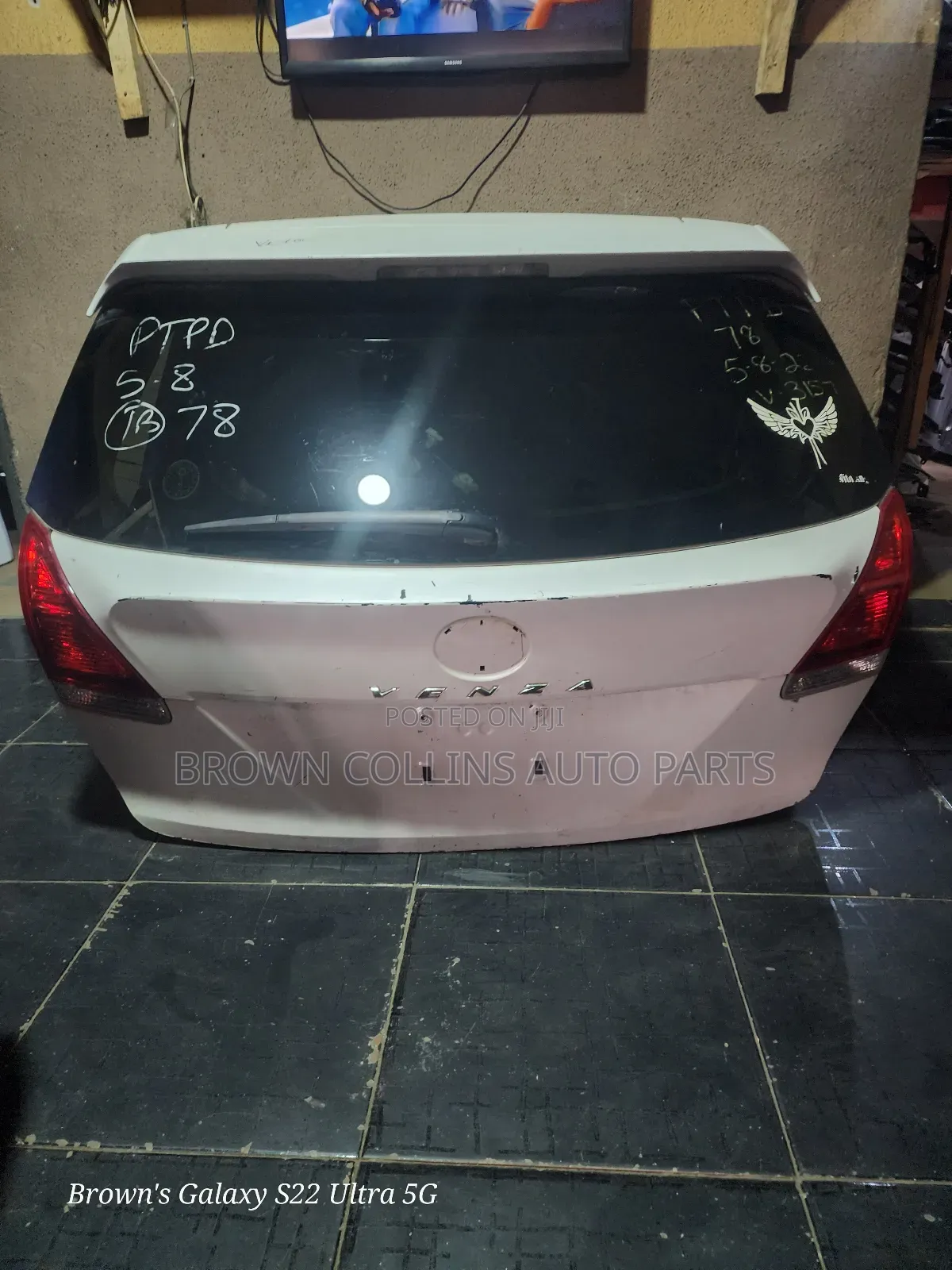 Back Boot Toyota Venza 2008-2012 Available