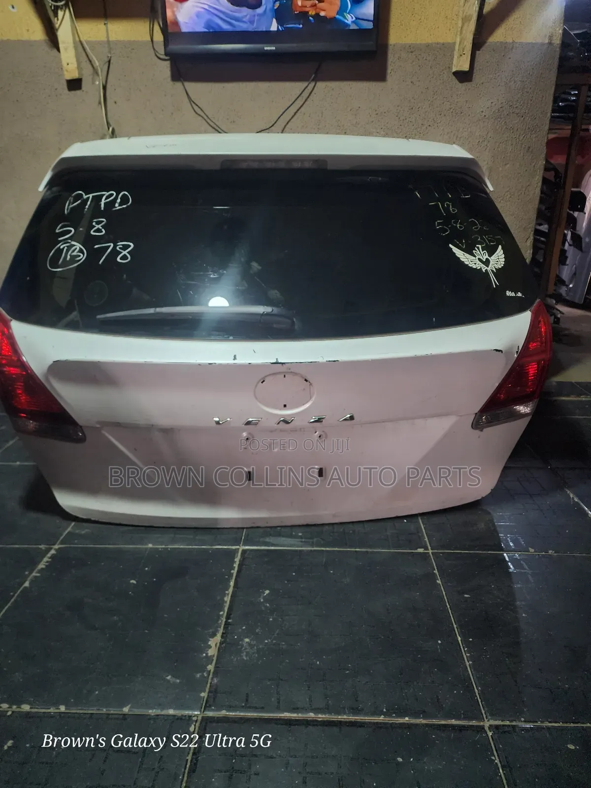 Back Boot Toyota Venza 2008-2012 Available