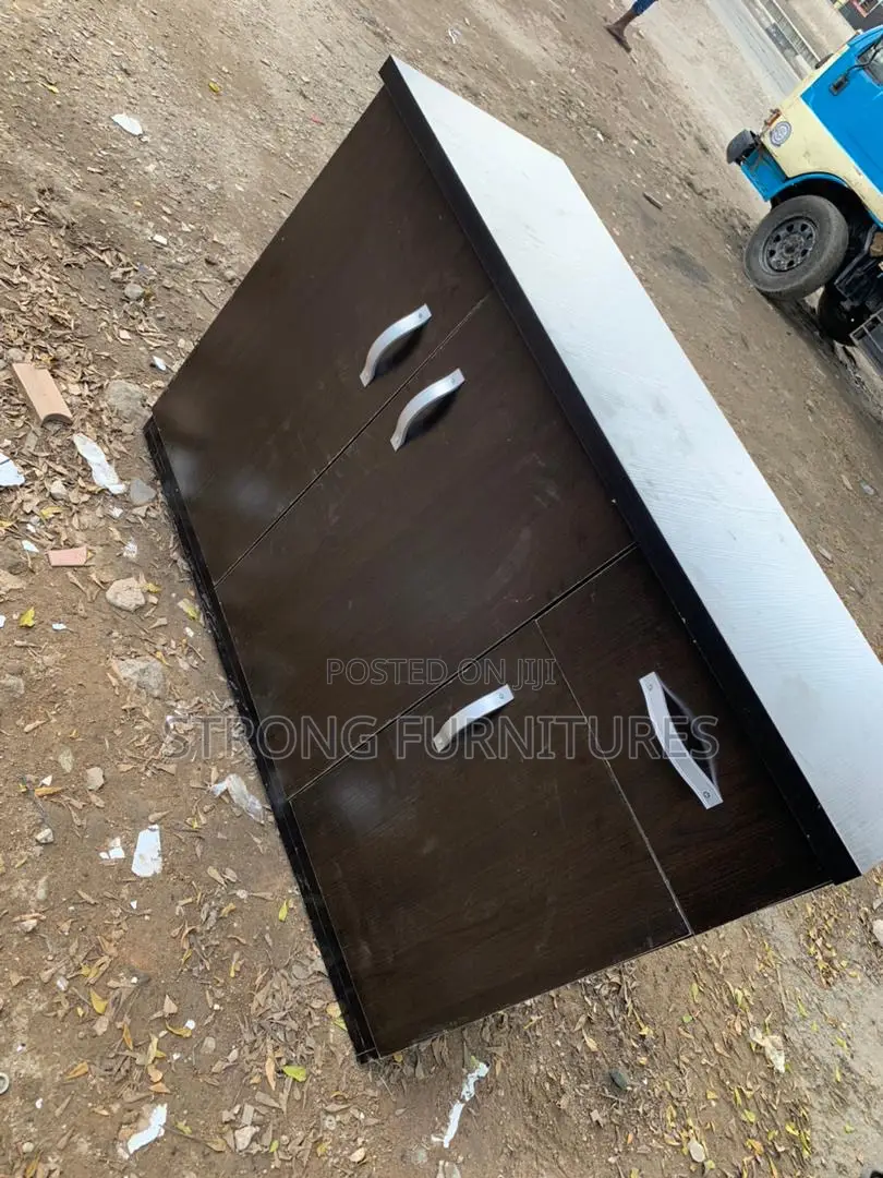 Kitchen Cabinet 4ft Size