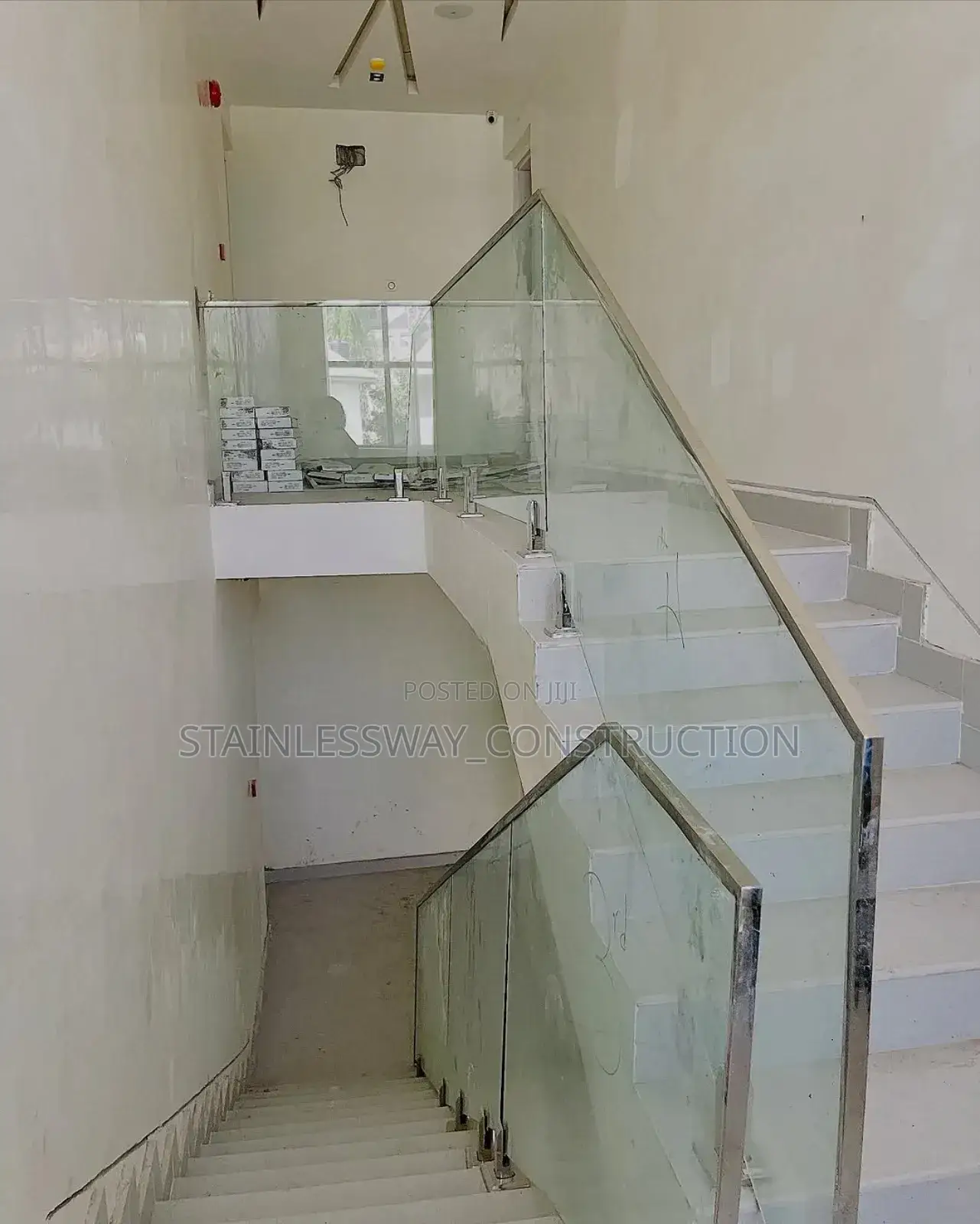 Staircase Glass Handrail With Plan Glass