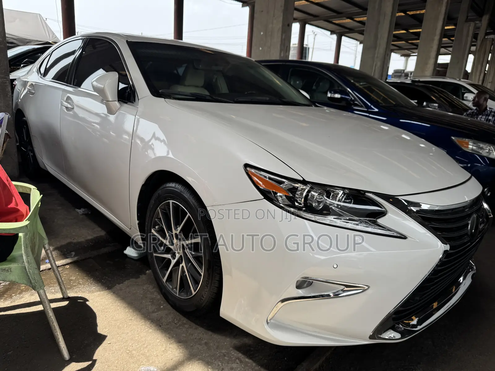 Lexus ES 350 FWD 2016 White