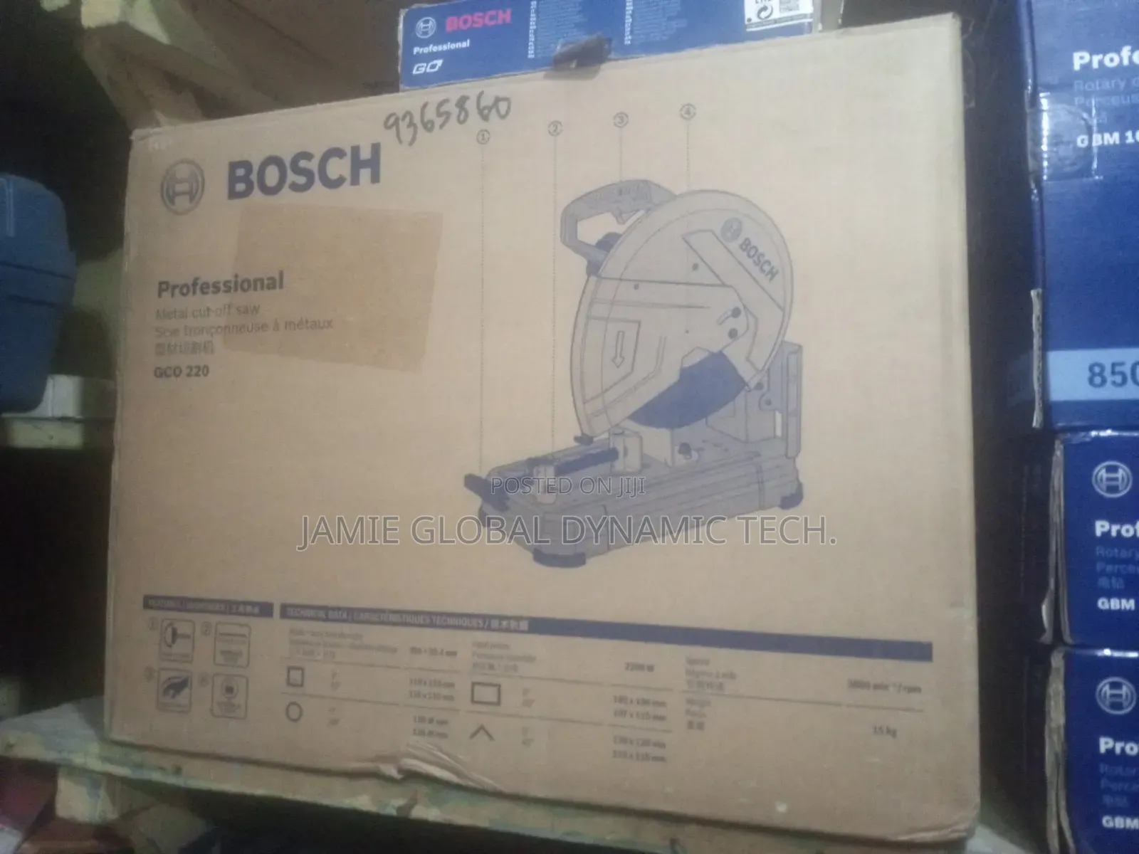 Bosch Cut-Off Saw Machine