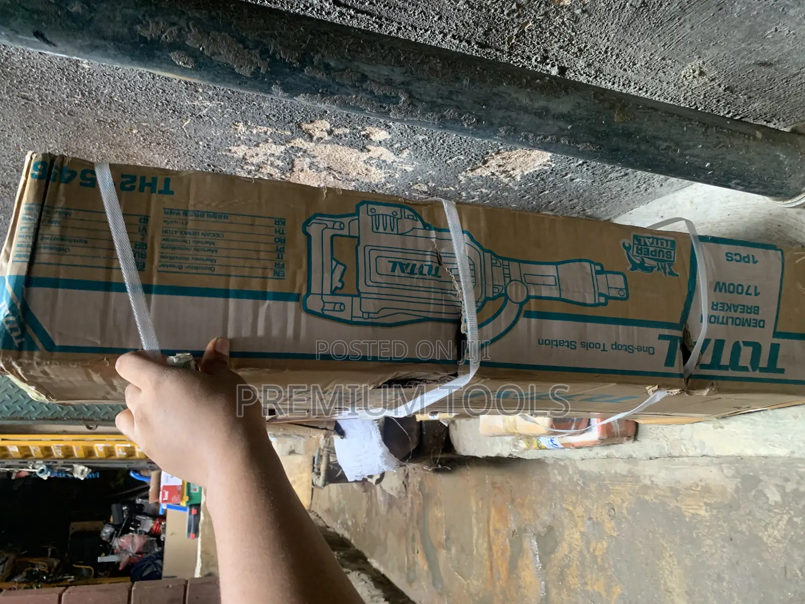 Total Jackhammer or Demolition Breaker 1700w