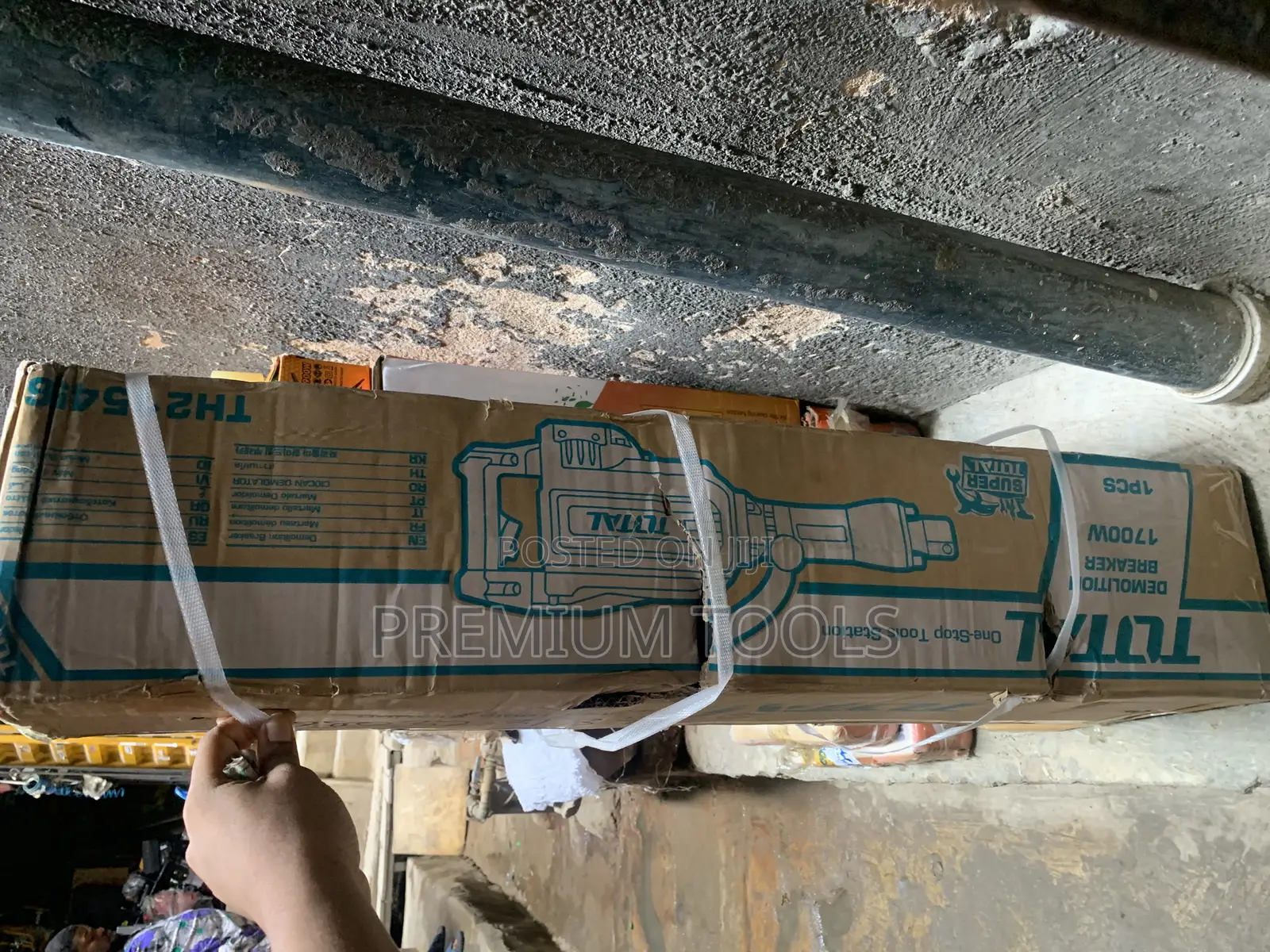 Total Jackhammer or Demolition Breaker 1700w