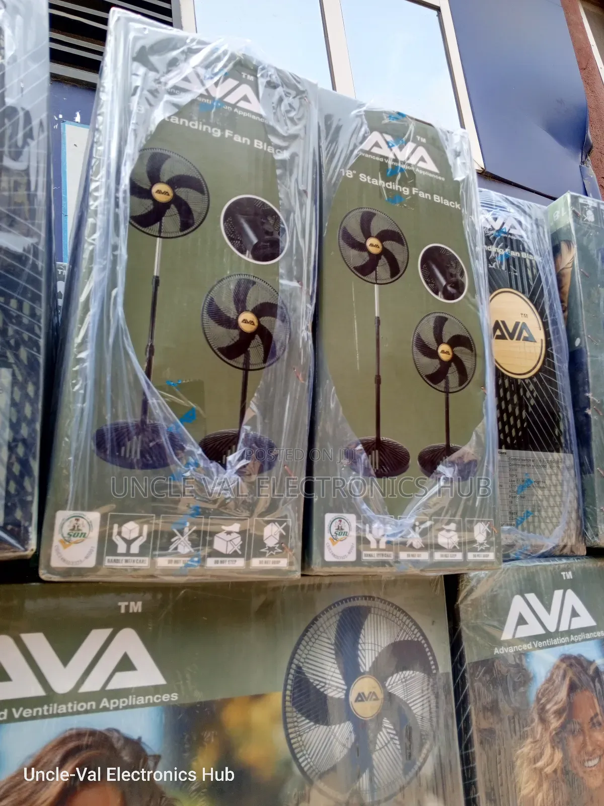 Ava 18" Standing Fan