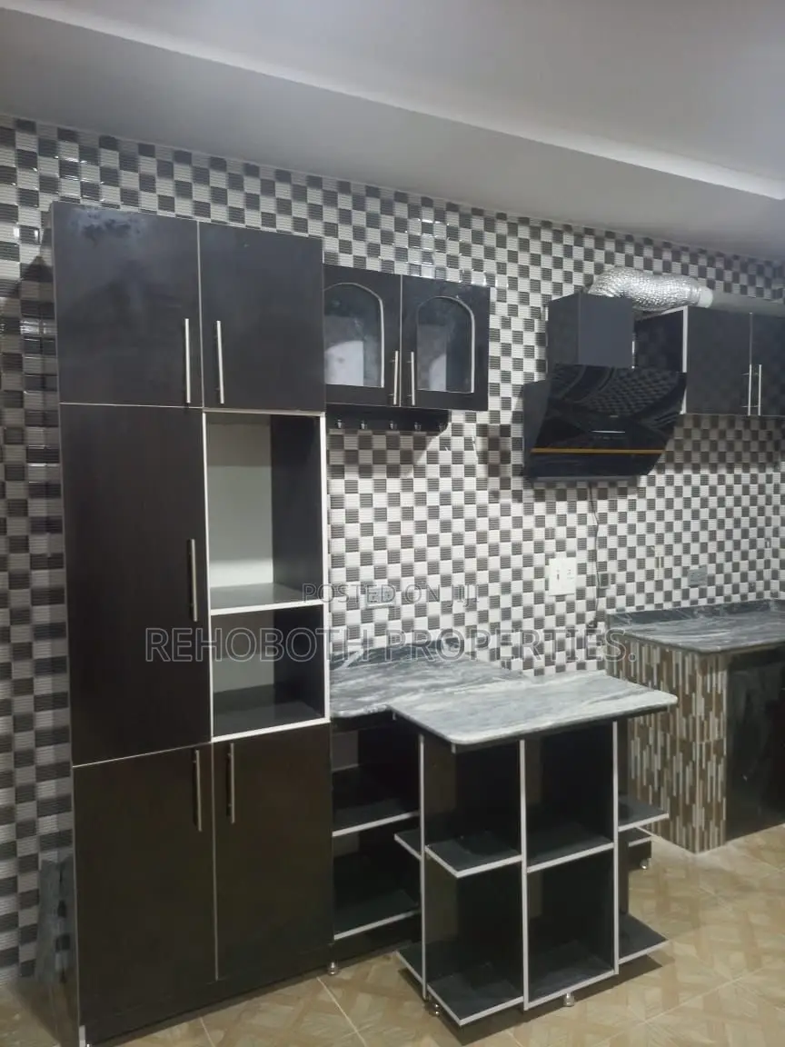 4bdrm Duplex in Omololu Oluloyo, Ibadan for rent