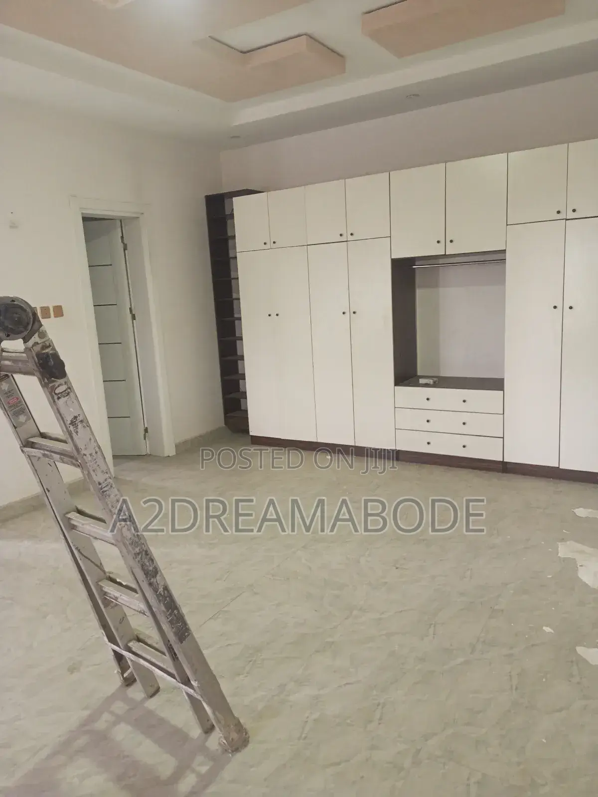 5bdrm Duplex in Magodo Phase 2 for rent