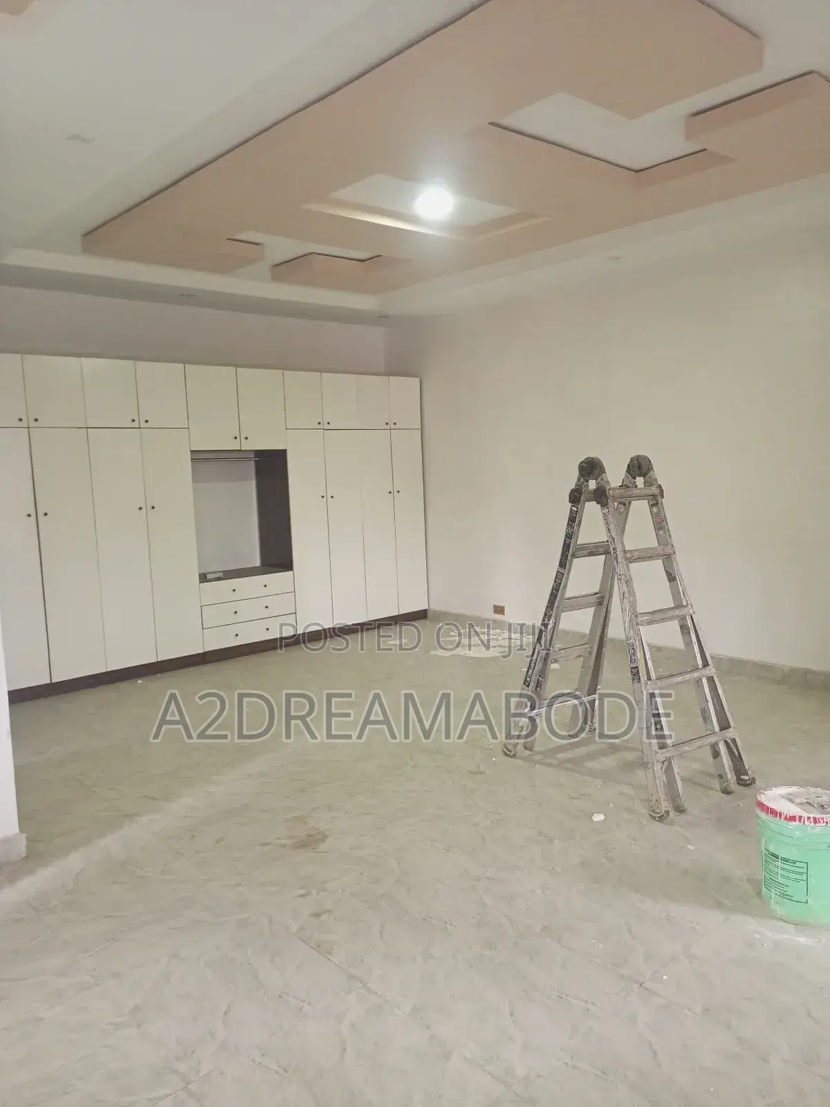 5bdrm Duplex in Magodo Phase 2 for rent