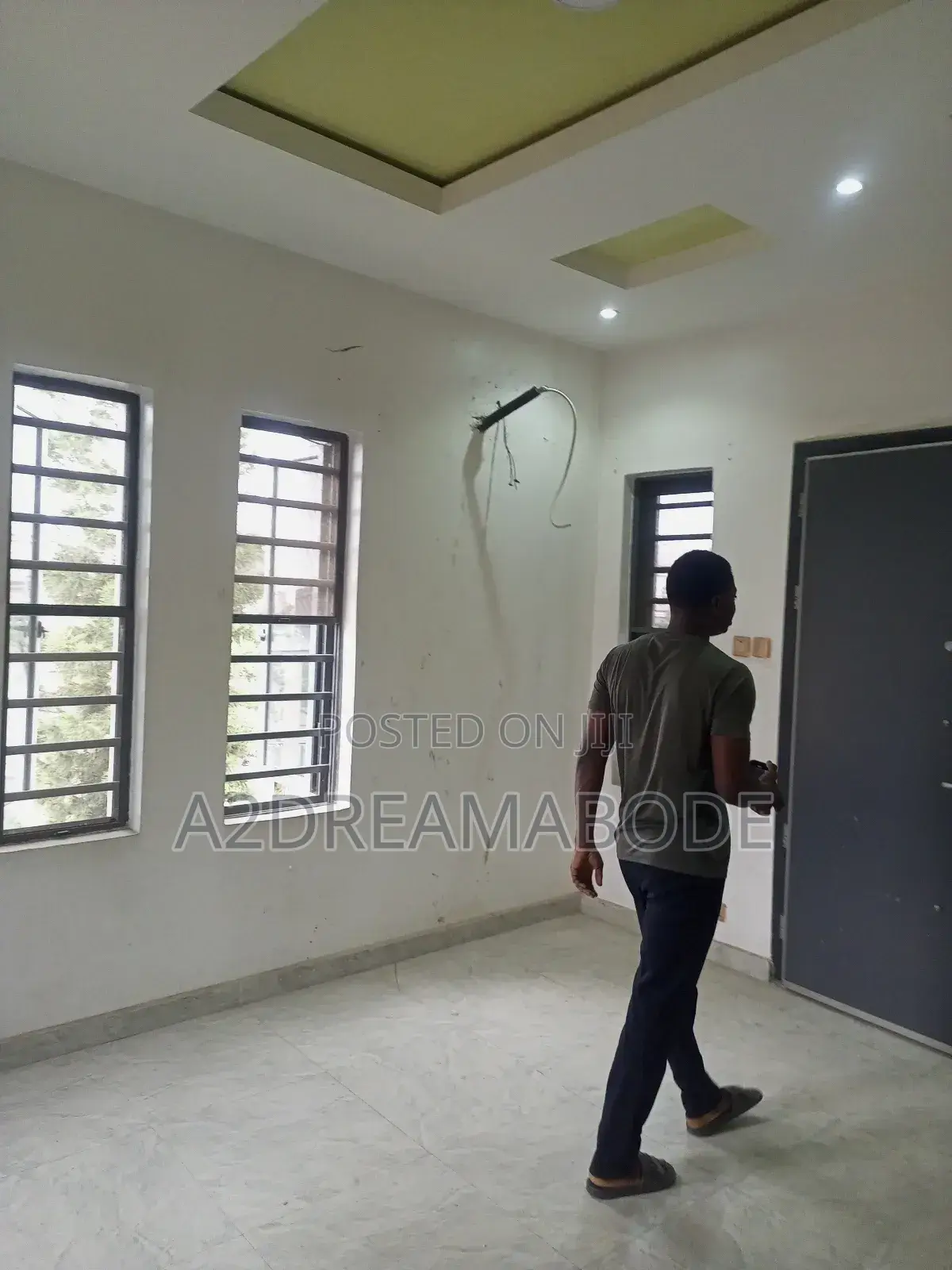 5bdrm Duplex in Magodo Phase 2 for rent