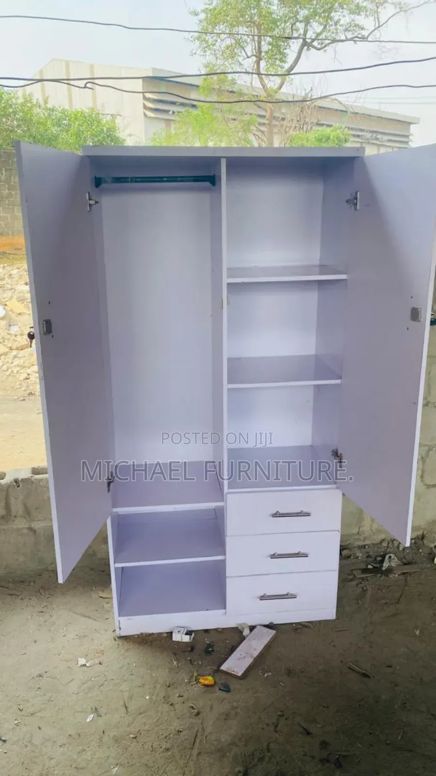 Neat and Well Constructed 3x6 Wardrobe