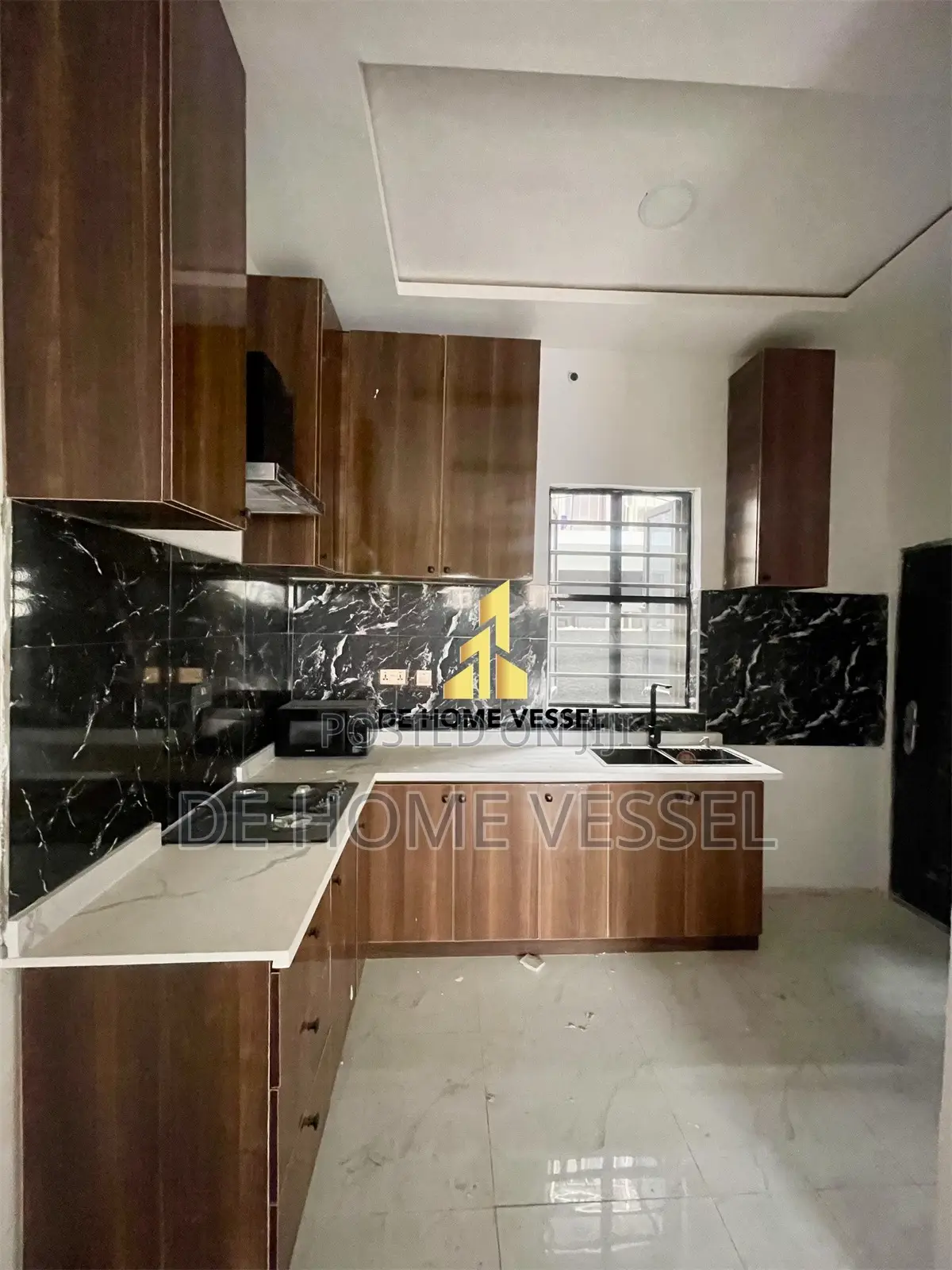 2bdrm Apartment in Lekki for sale