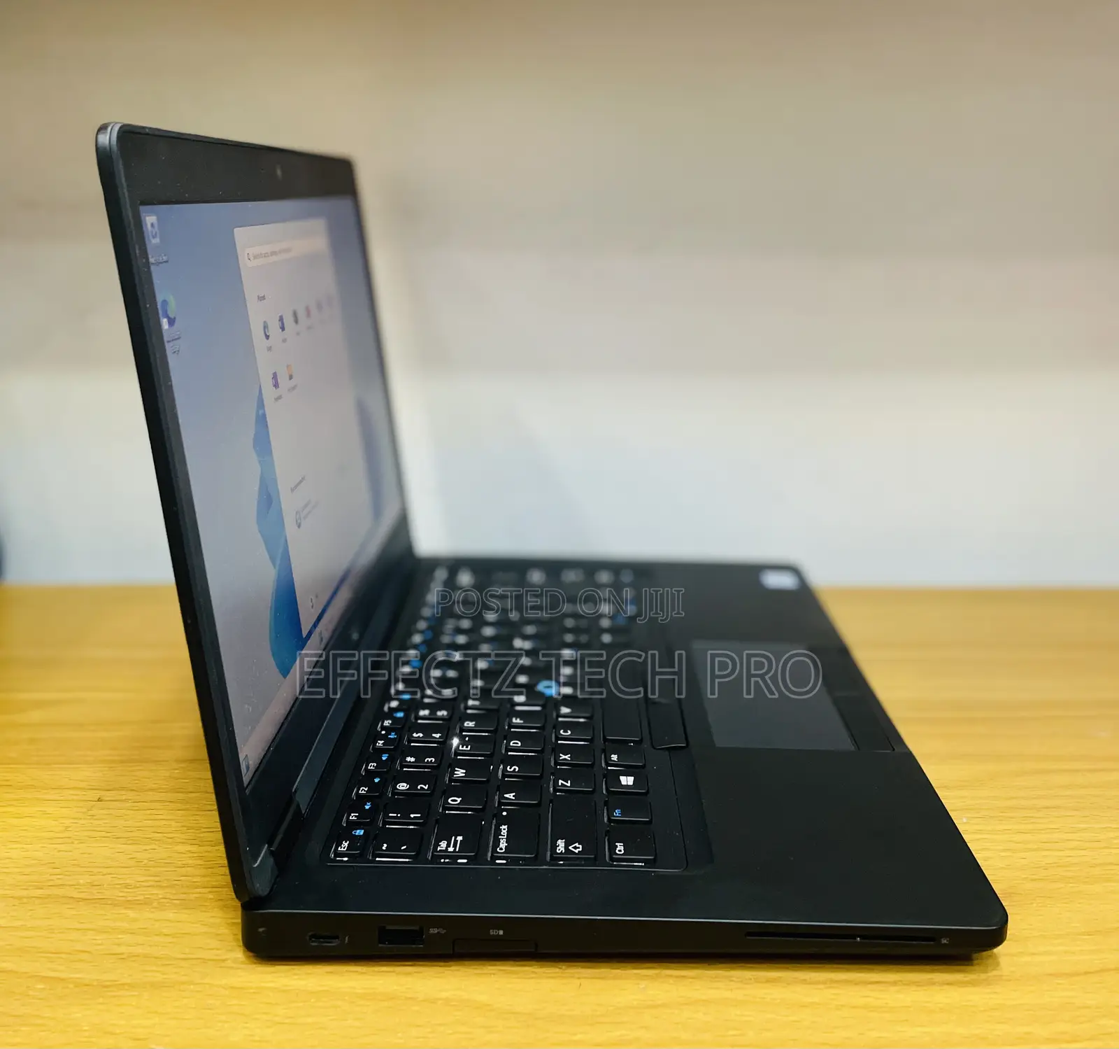 Laptop Dell Latitude 5491 8GB Intel Core I5 SSD 256GB
