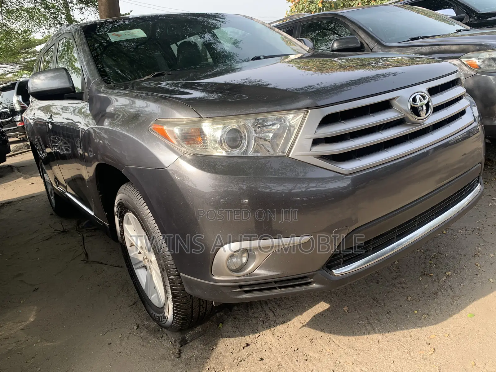 Toyota Highlander Limited 3.5l 4WD 2013 Gray